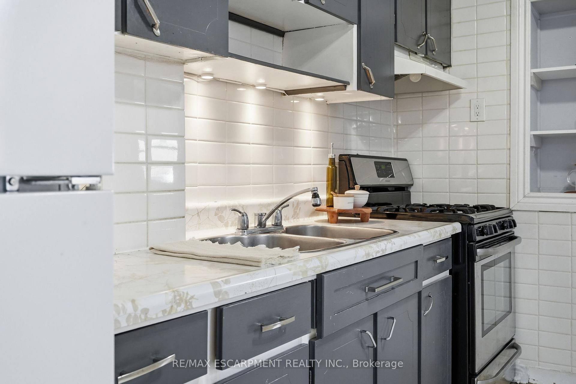 Photo 15 of 79 Murray Street E, Hamilton, Beasley — HOMEH