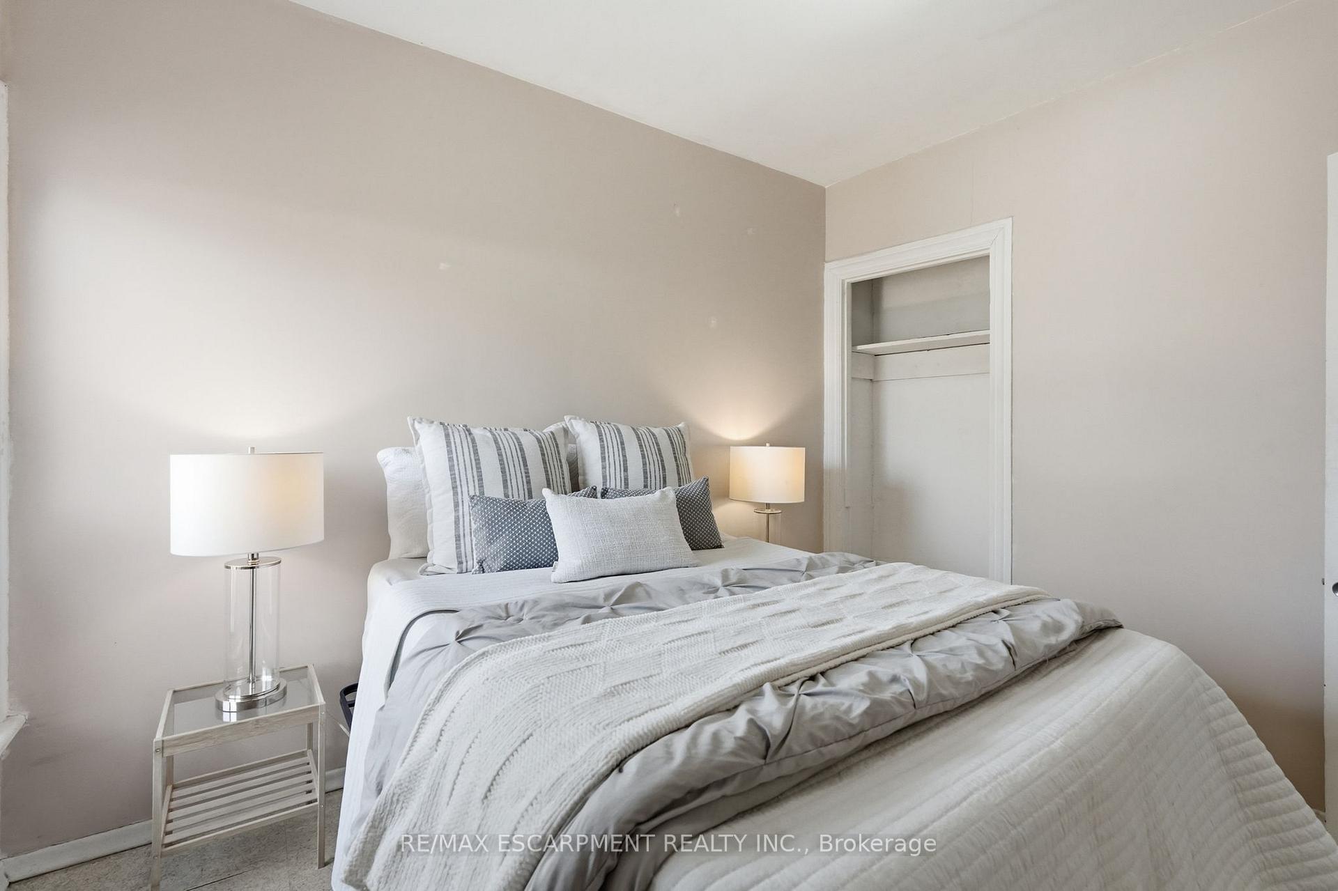 Photo 27 of 79 Murray Street E, Hamilton, Beasley — HOMEH
