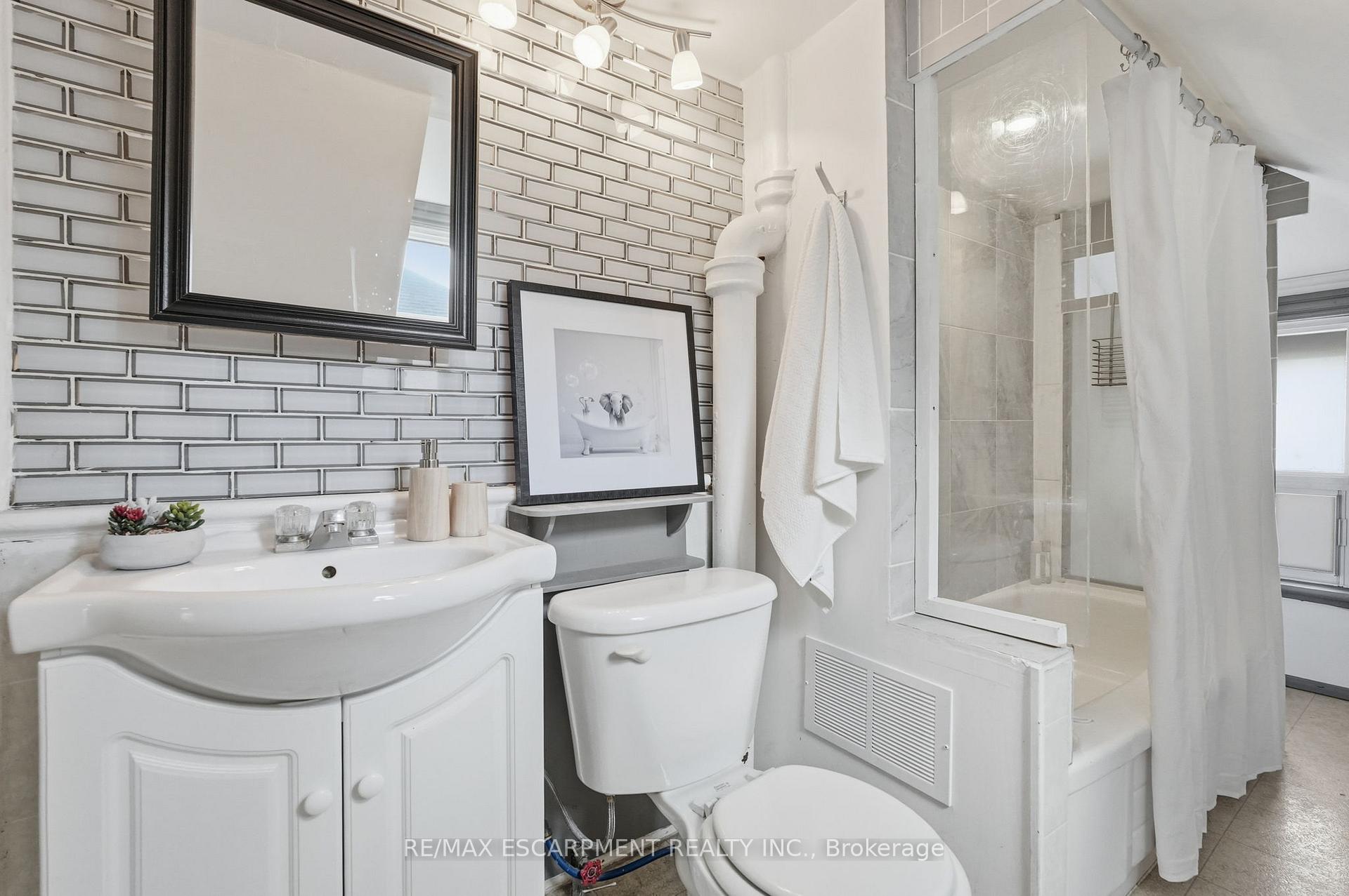 Photo 31 of 79 Murray Street E, Hamilton, Beasley — HOMEH