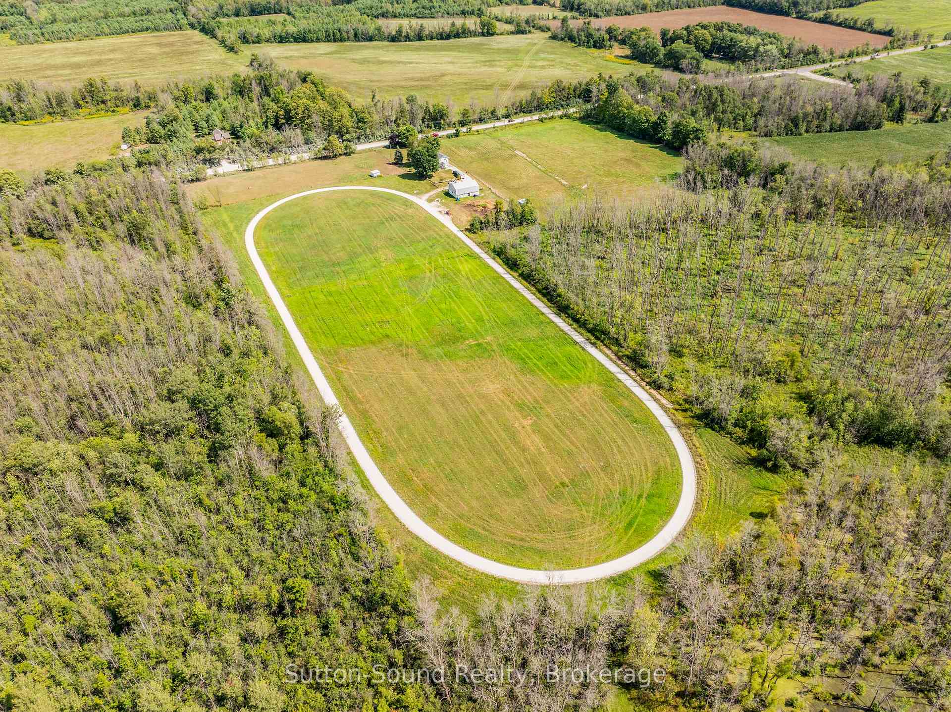 Photo 14 of 2250 28th Avenue E, Owen Sound — HOMEH