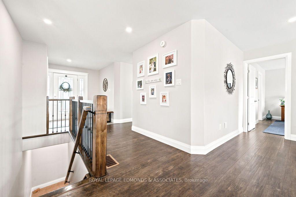 Photo 6 of 10 Noble Crescent, Petawawa, Petawawa — HOMEH