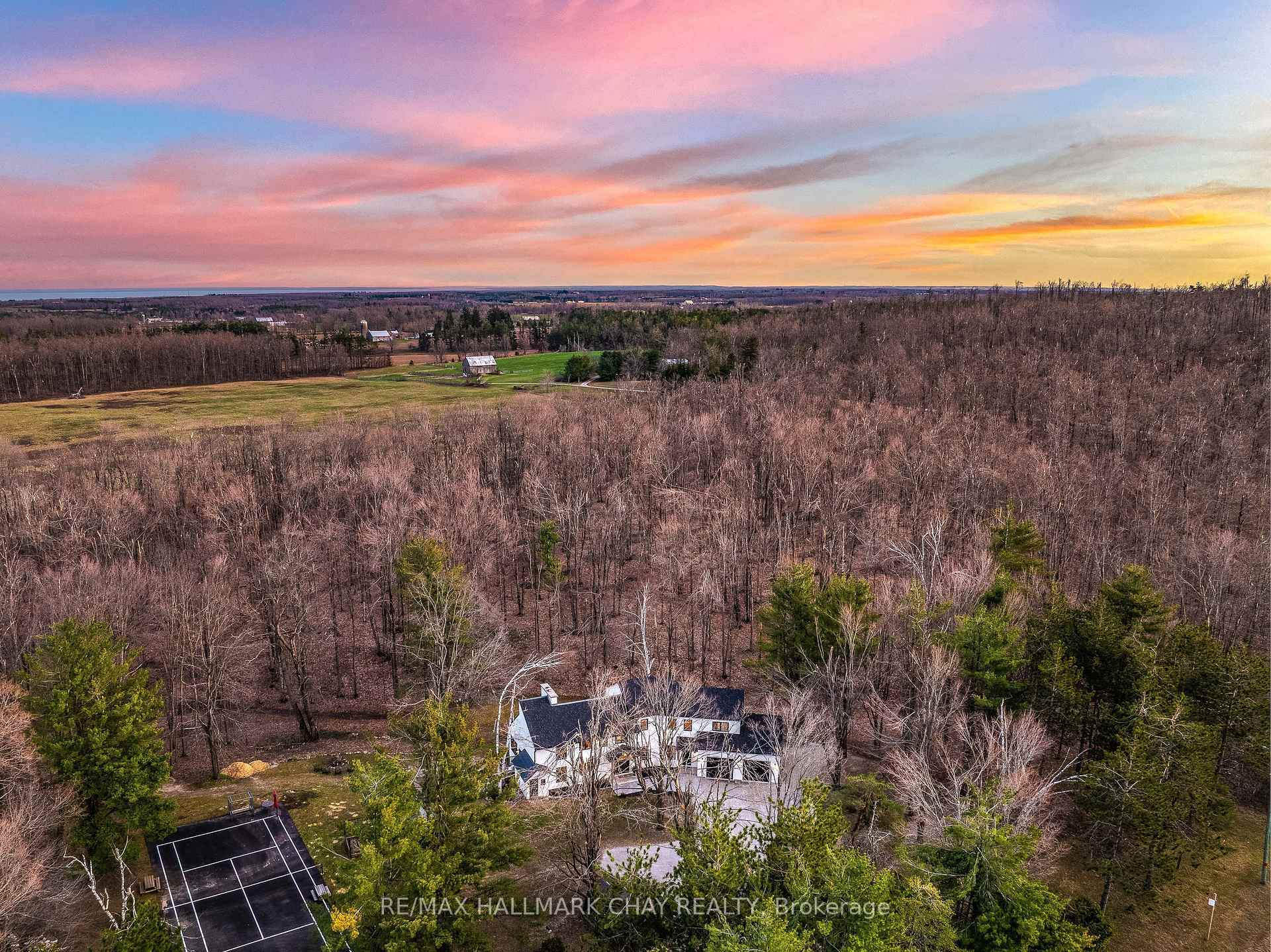 Photo of 1359 Old Barrie Road E
