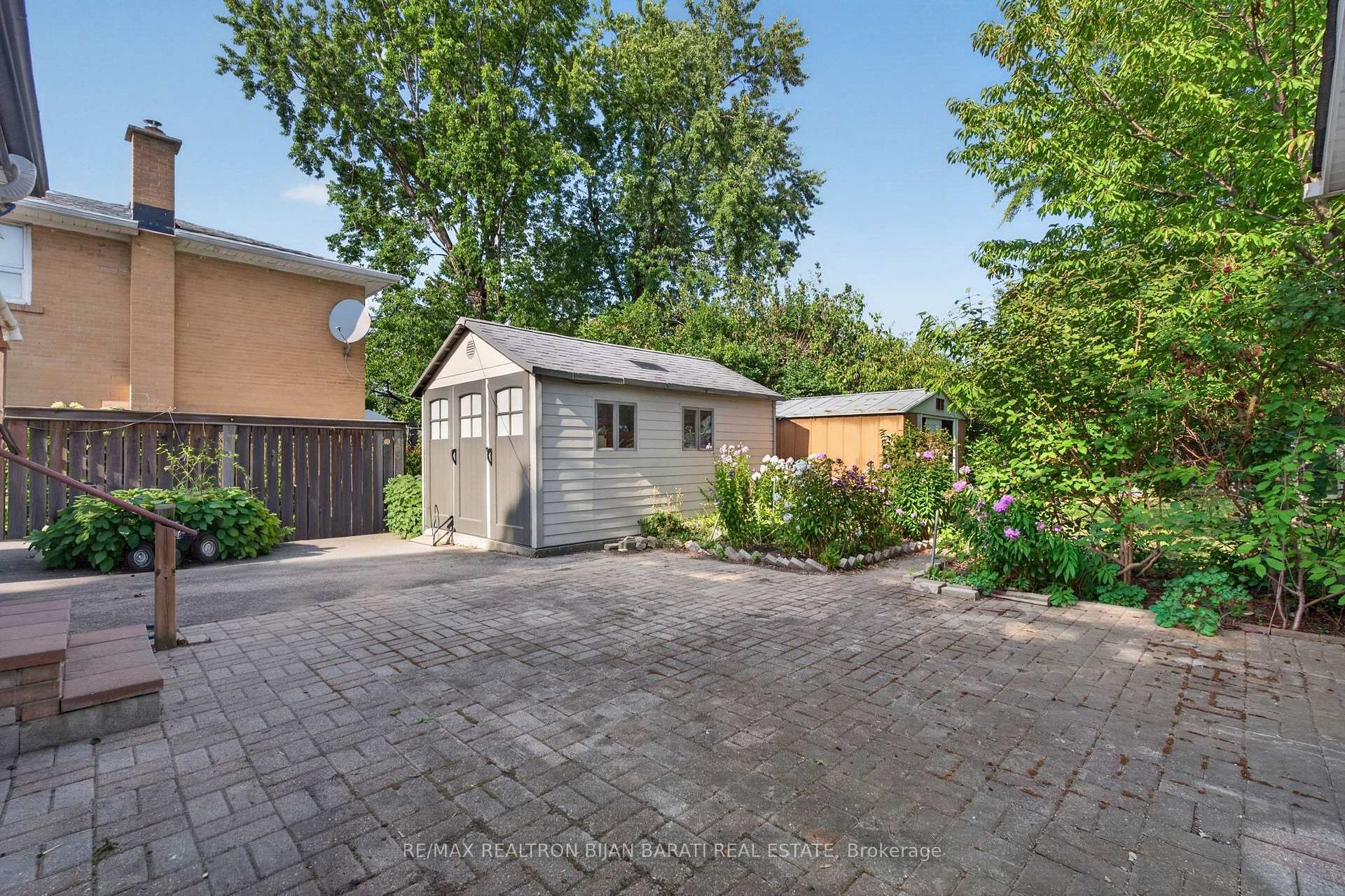 Photo 36 of 601 Conacher Drive, North York, Newtonbrook East — HOMEH