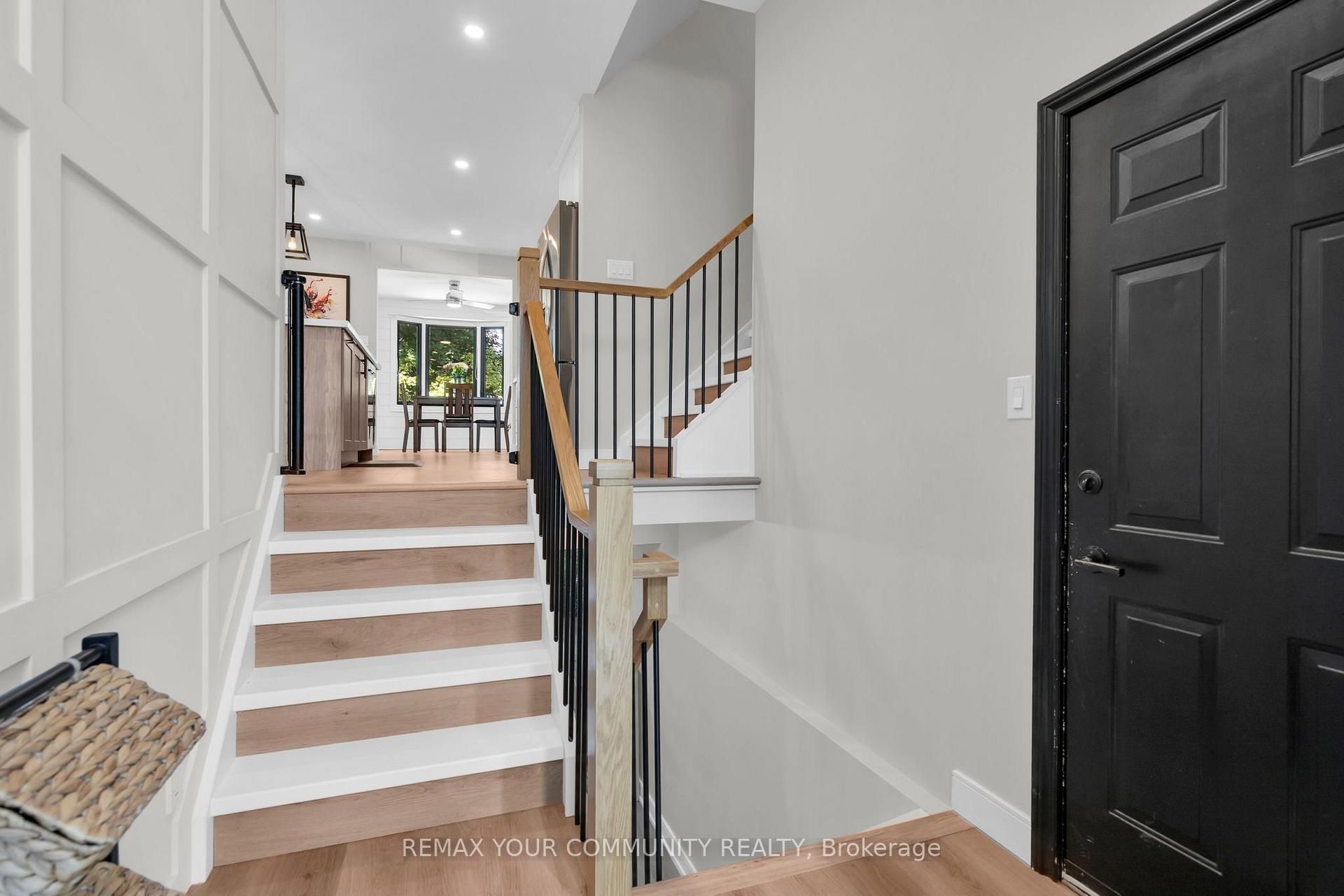Photo 25 of 192 Biscayne Boulevard, Georgina, Keswick South — HOMEH