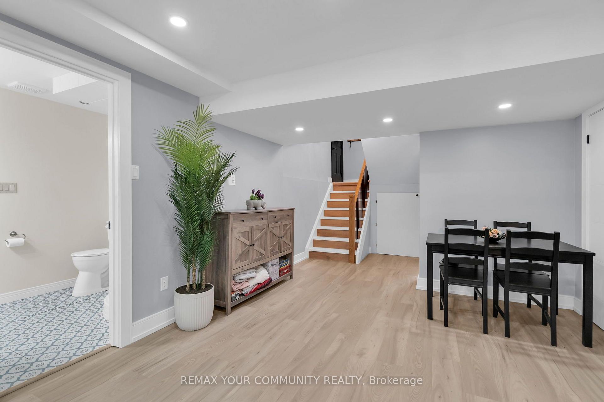 Photo 26 of 192 Biscayne Boulevard, Georgina, Keswick South — HOMEH