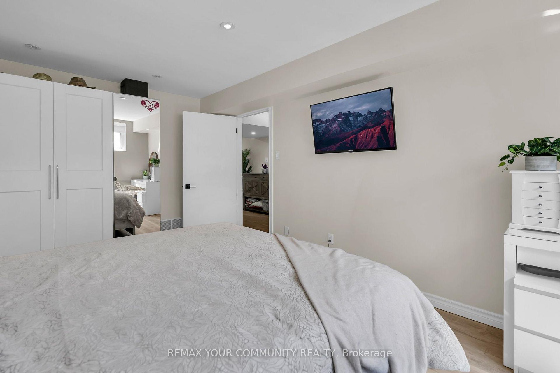 Photo 30 of 192 Biscayne Boulevard, Georgina, Keswick South — HOMEH