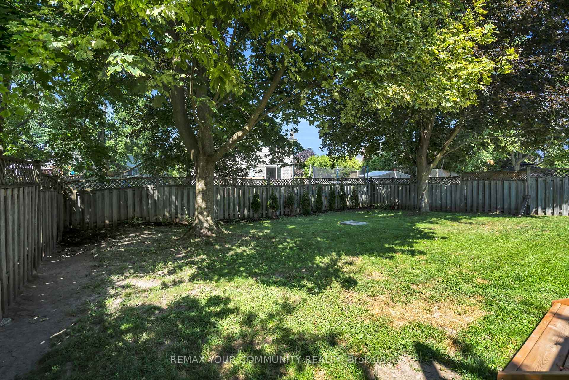 Photo 43 of 192 Biscayne Boulevard, Georgina, Keswick South — HOMEH