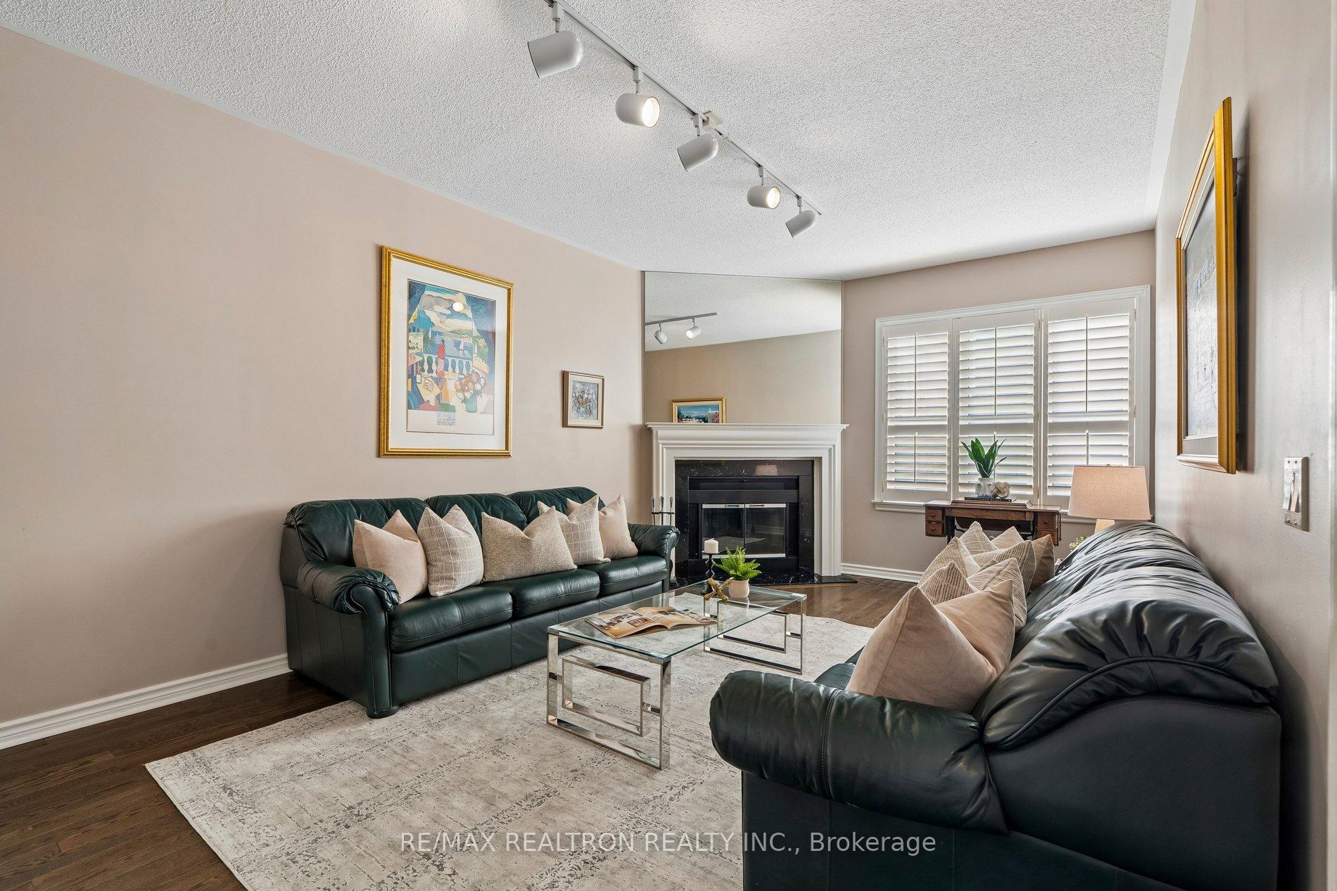 Photo 12 of 76 Ventura Way, Vaughan, Beverley Glen — HOMEH