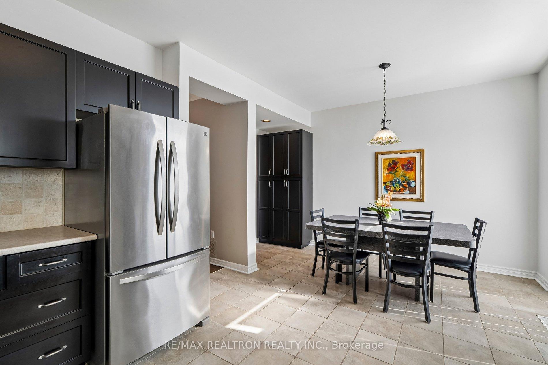 Photo 22 of 76 Ventura Way, Vaughan, Beverley Glen — HOMEH