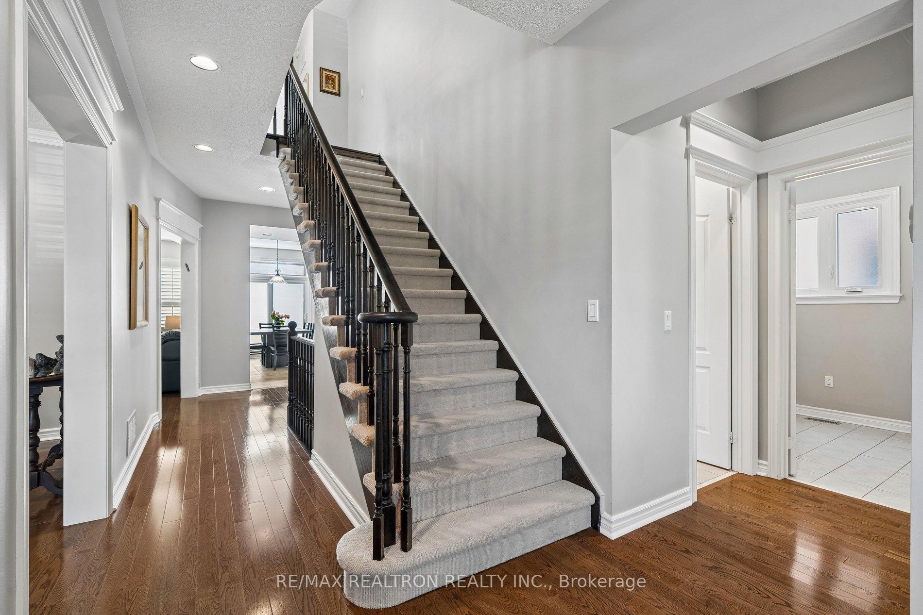 Photo 24 of 76 Ventura Way, Vaughan, Beverley Glen — HOMEH
