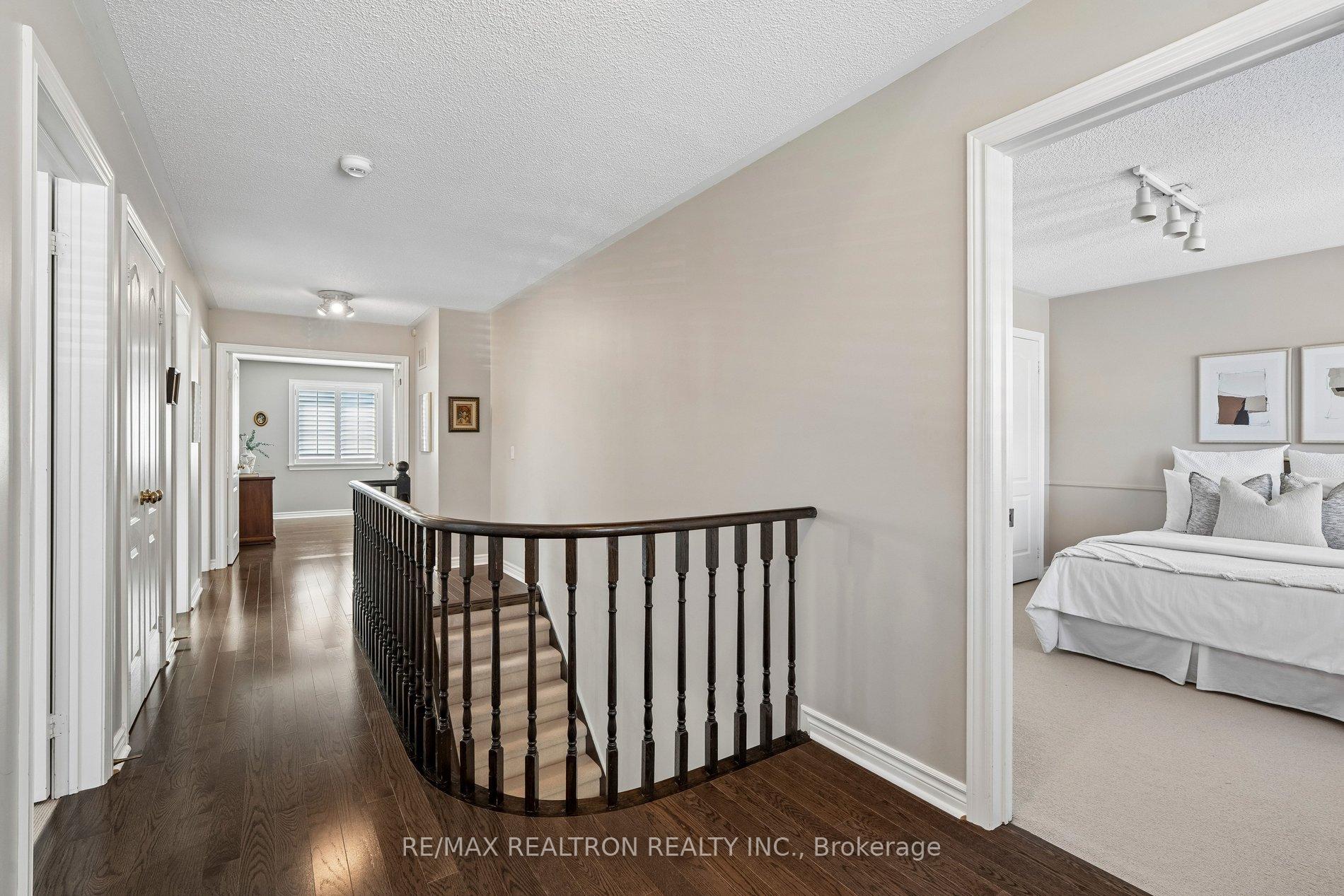 Photo 32 of 76 Ventura Way, Vaughan, Beverley Glen — HOMEH