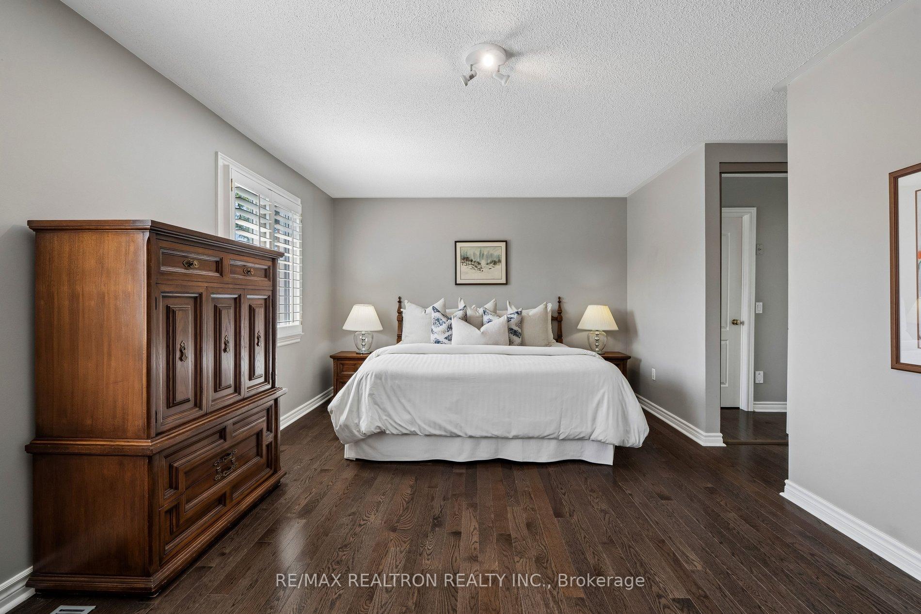 Photo 35 of 76 Ventura Way, Vaughan, Beverley Glen — HOMEH