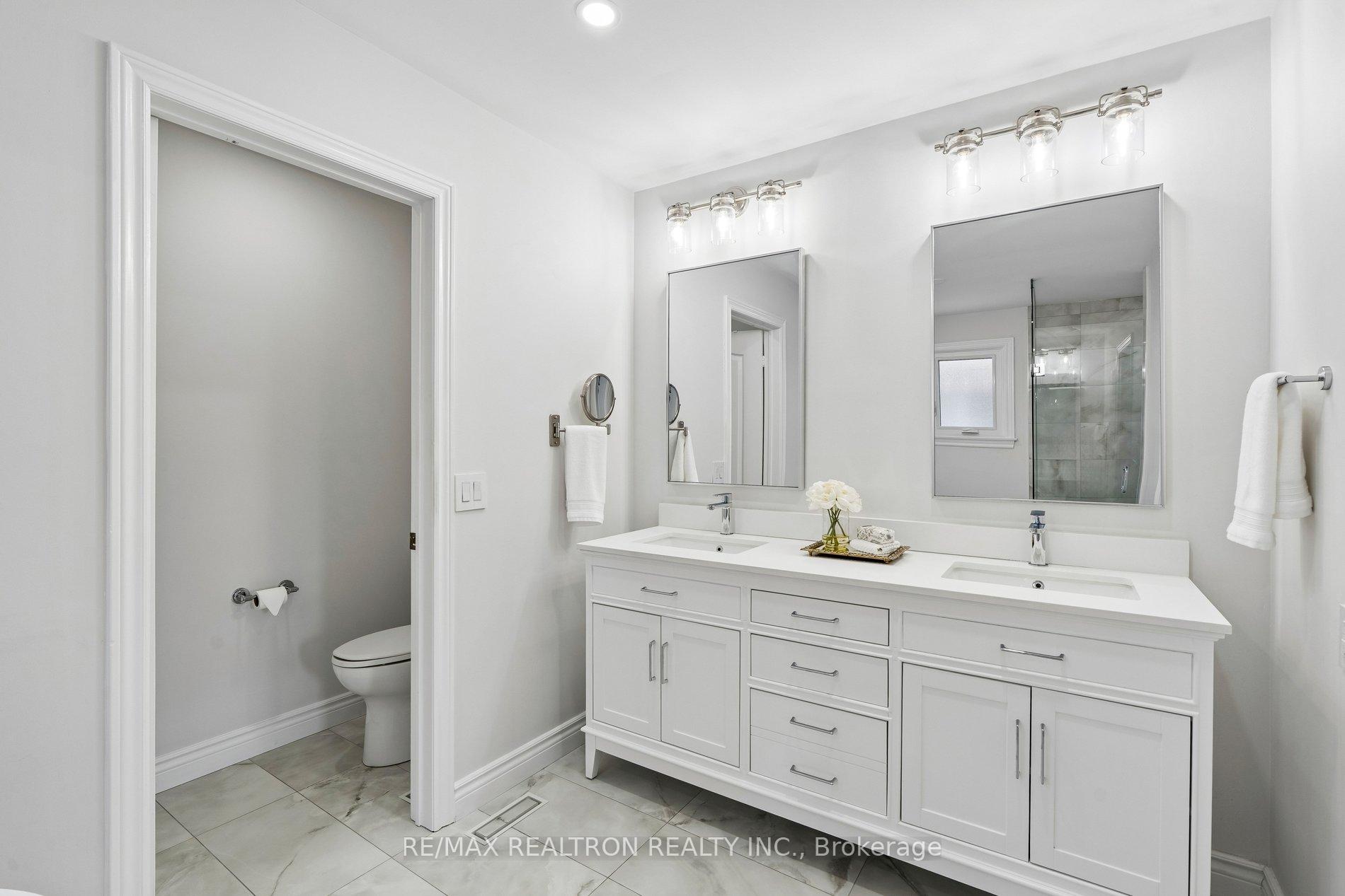 Photo 38 of 76 Ventura Way, Vaughan, Beverley Glen — HOMEH