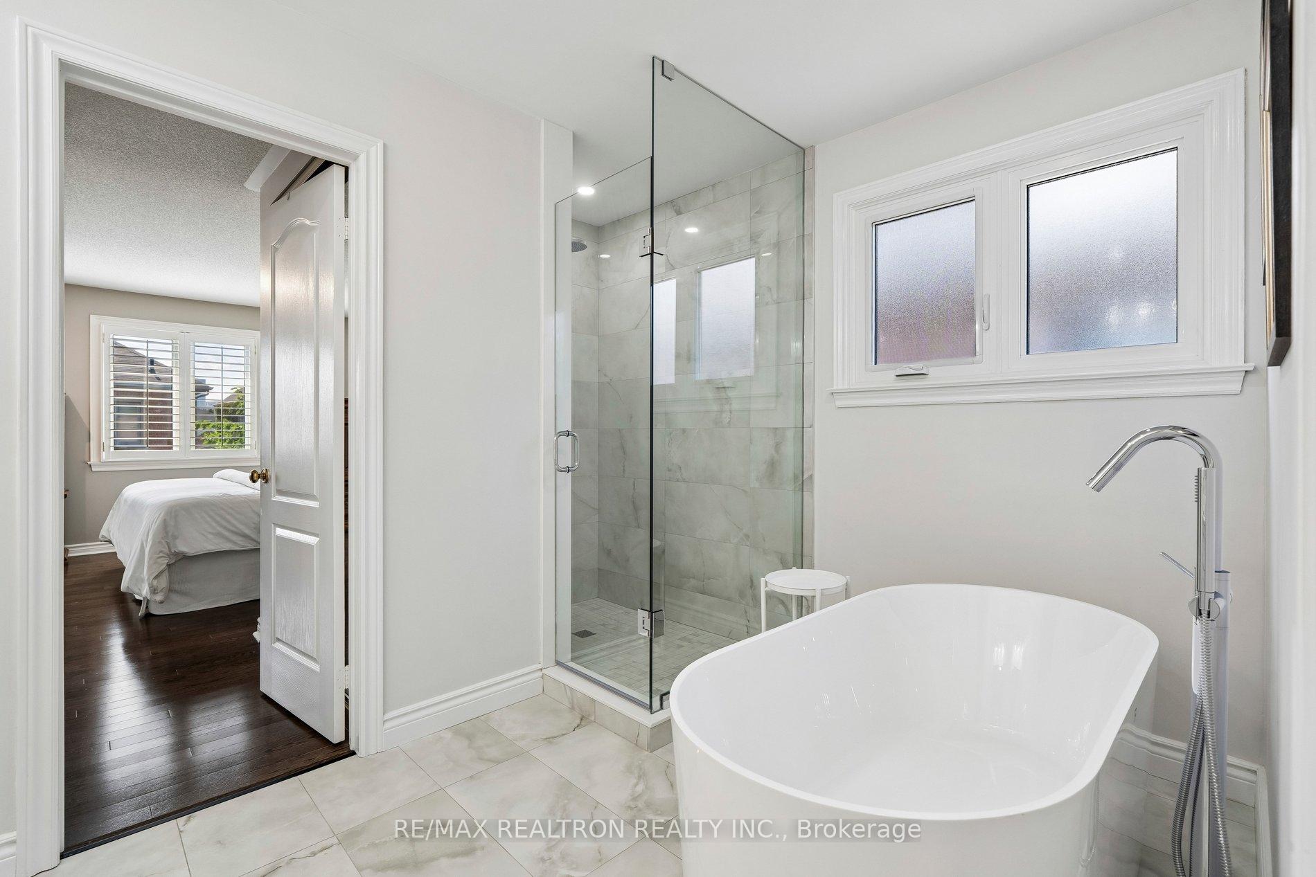Photo 39 of 76 Ventura Way, Vaughan, Beverley Glen — HOMEH