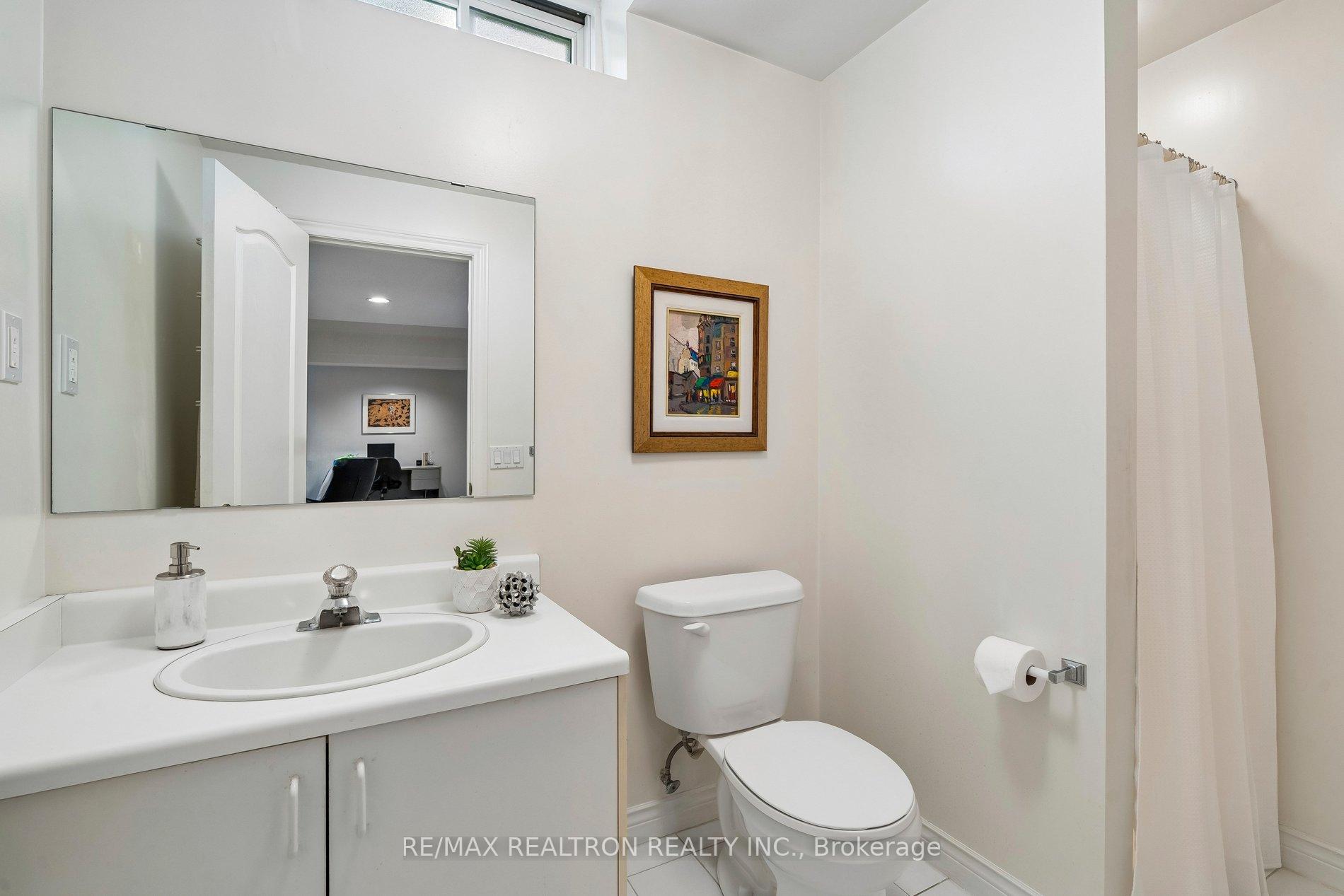 Photo 45 of 76 Ventura Way, Vaughan, Beverley Glen — HOMEH