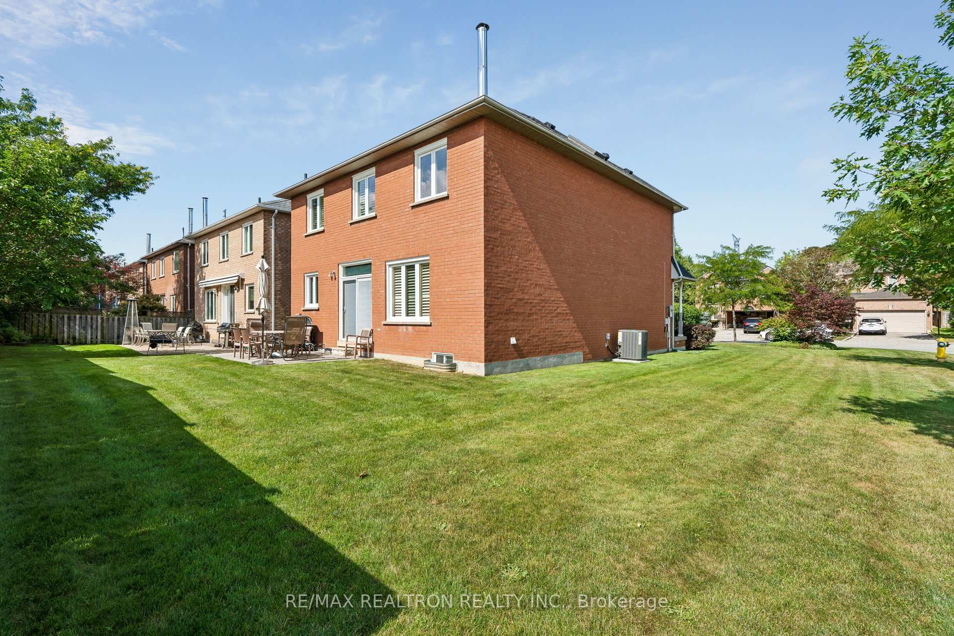 Photo 48 of 76 Ventura Way, Vaughan, Beverley Glen — HOMEH