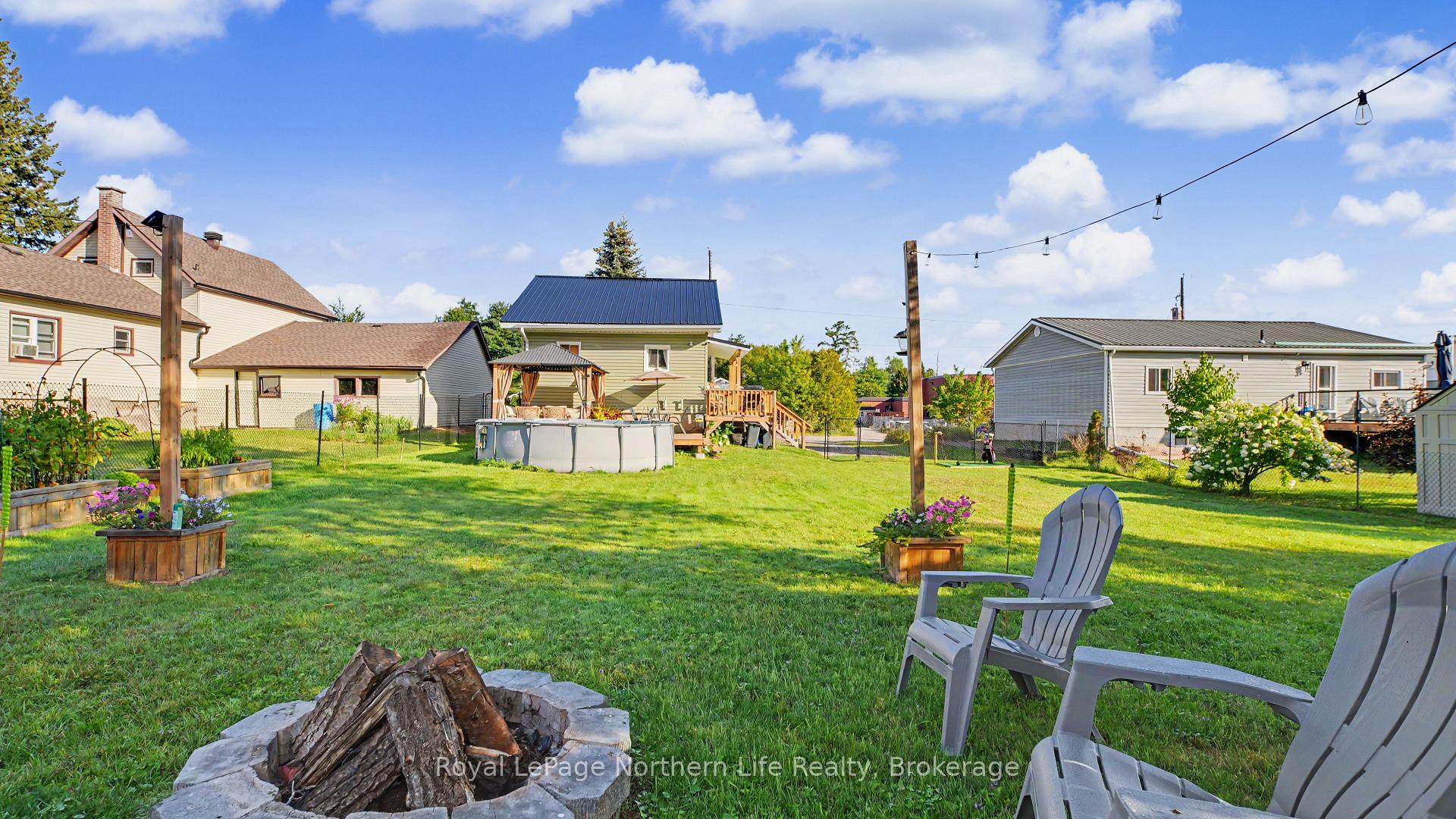 Photo 2 of 189 Bay Street, Callander — HOMEH