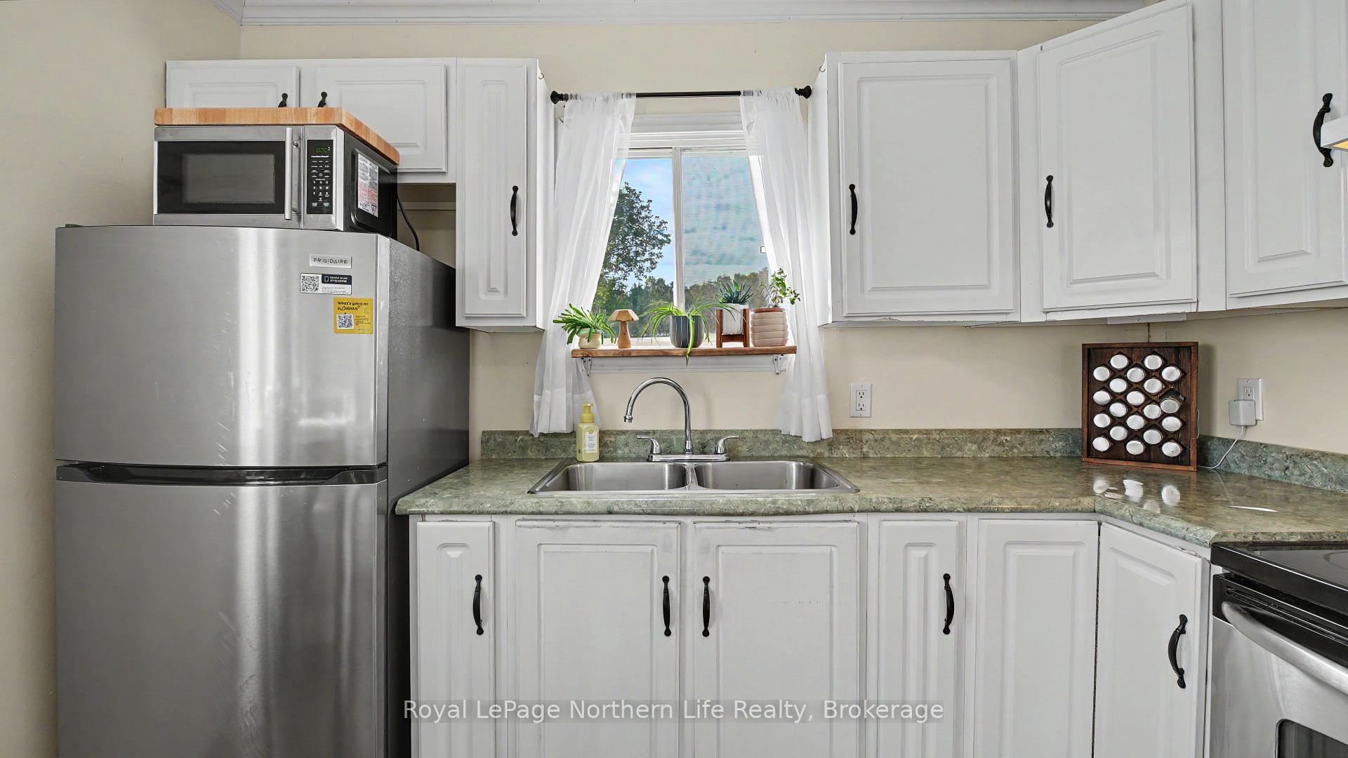Photo 17 of 189 Bay Street, Callander — HOMEH