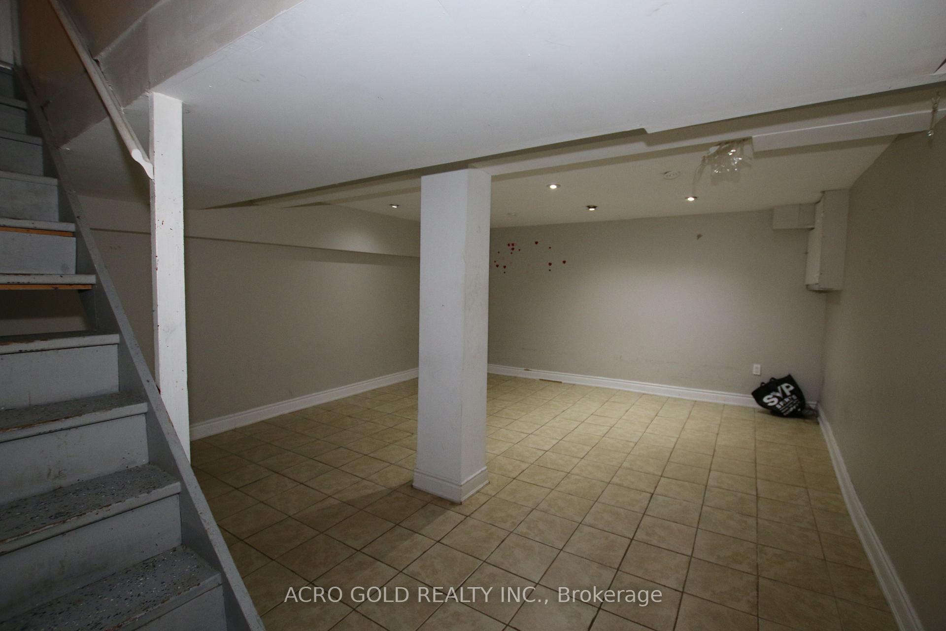 Photo 21 of 13 Hillgate Drive, Brampton, Central Park — HOMEH