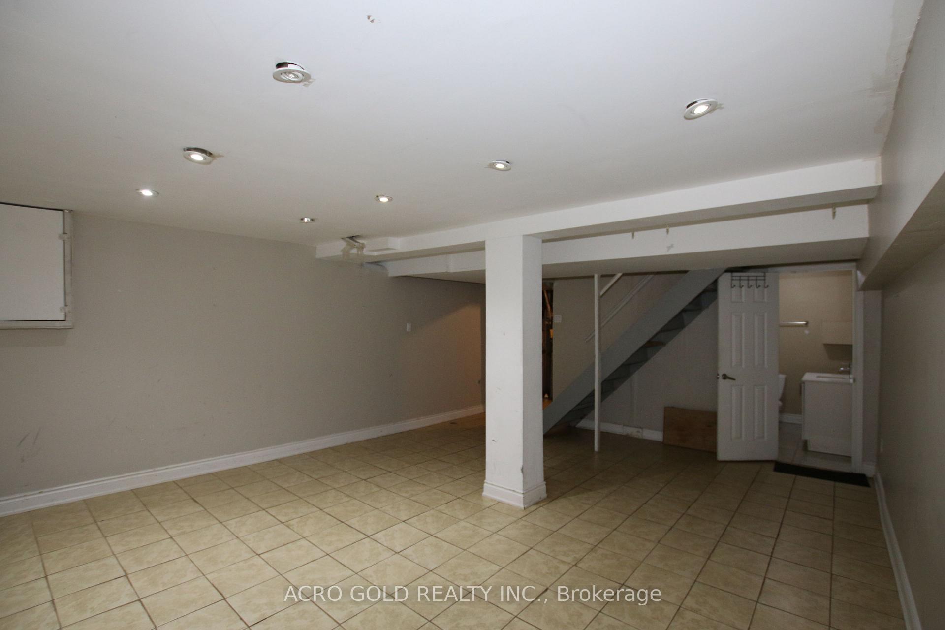 Photo 22 of 13 Hillgate Drive, Brampton, Central Park — HOMEH