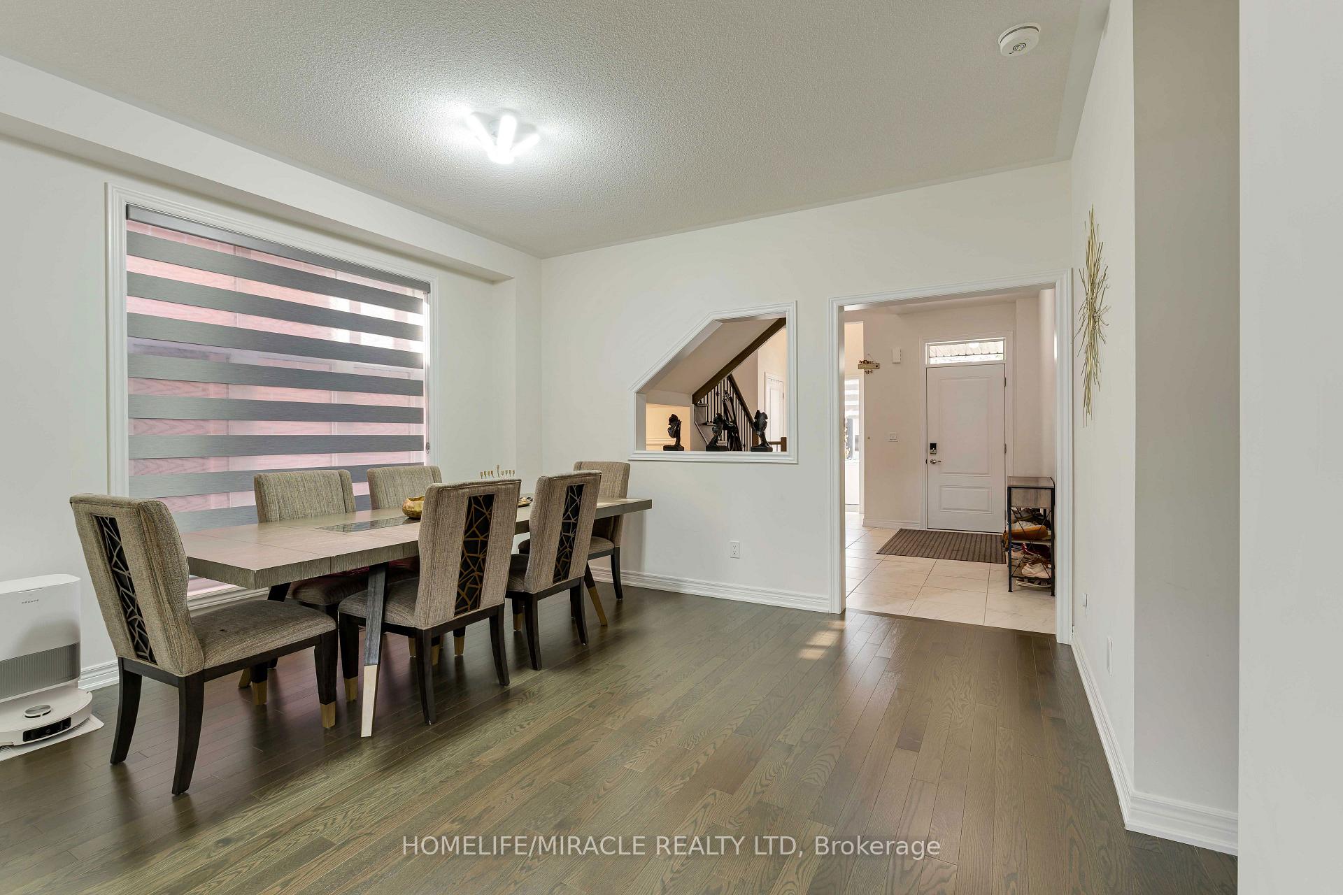 Photo 7 of 1429 Davis Loop, Innisfil, Lefroy — HOMEH