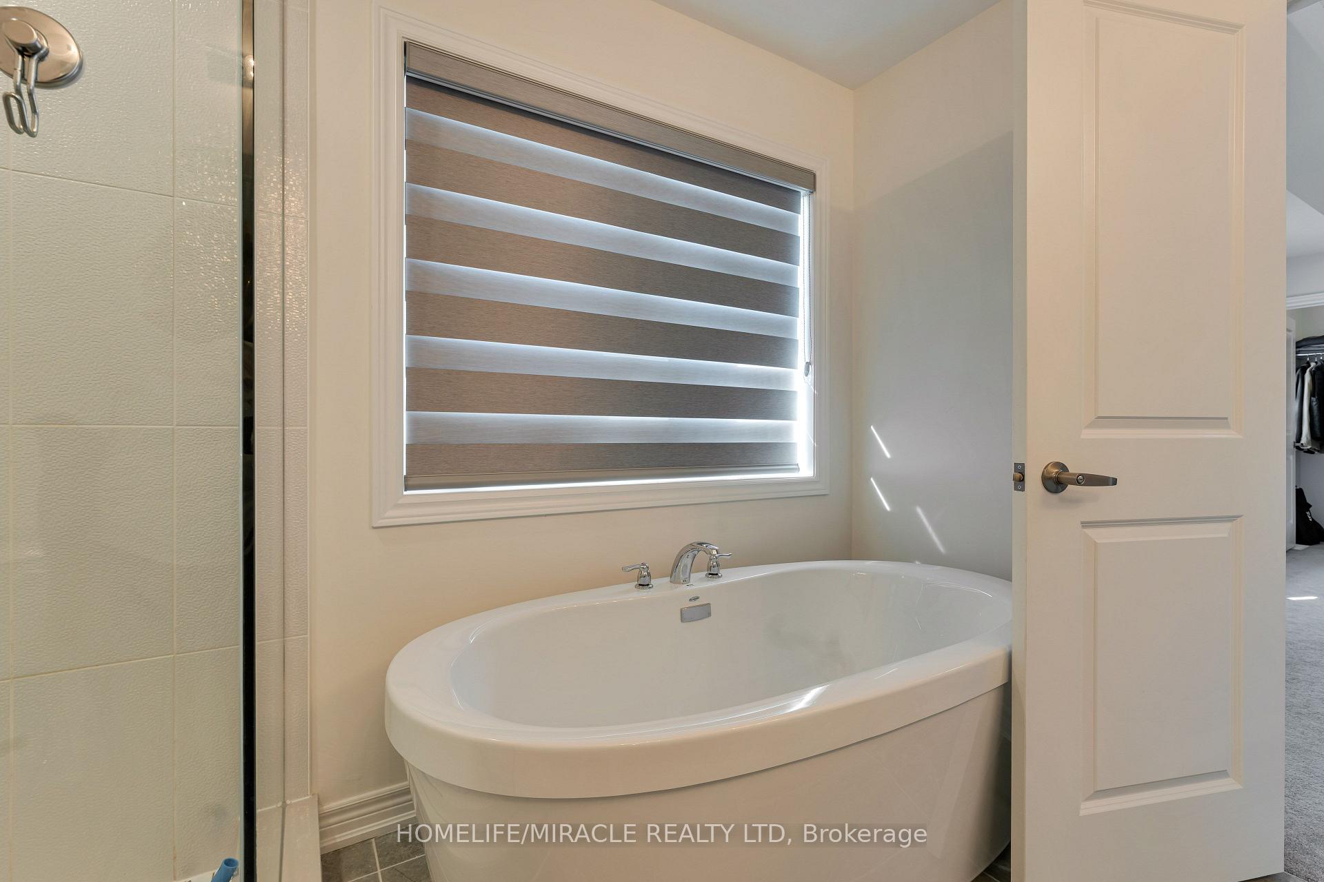 Photo 22 of 1429 Davis Loop, Innisfil, Lefroy — HOMEH