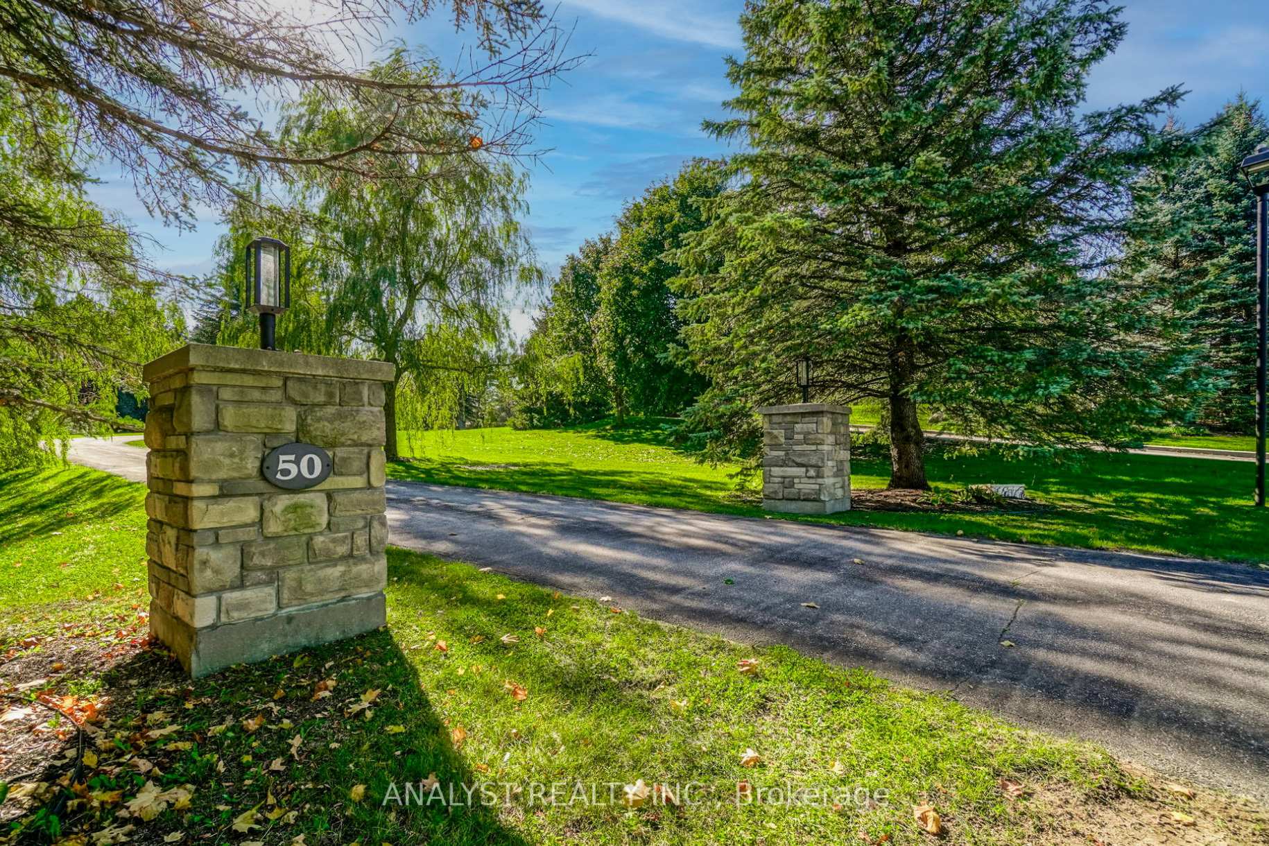 Photo 2 of 50 Trainor Court, King, Rural King — HOMEH