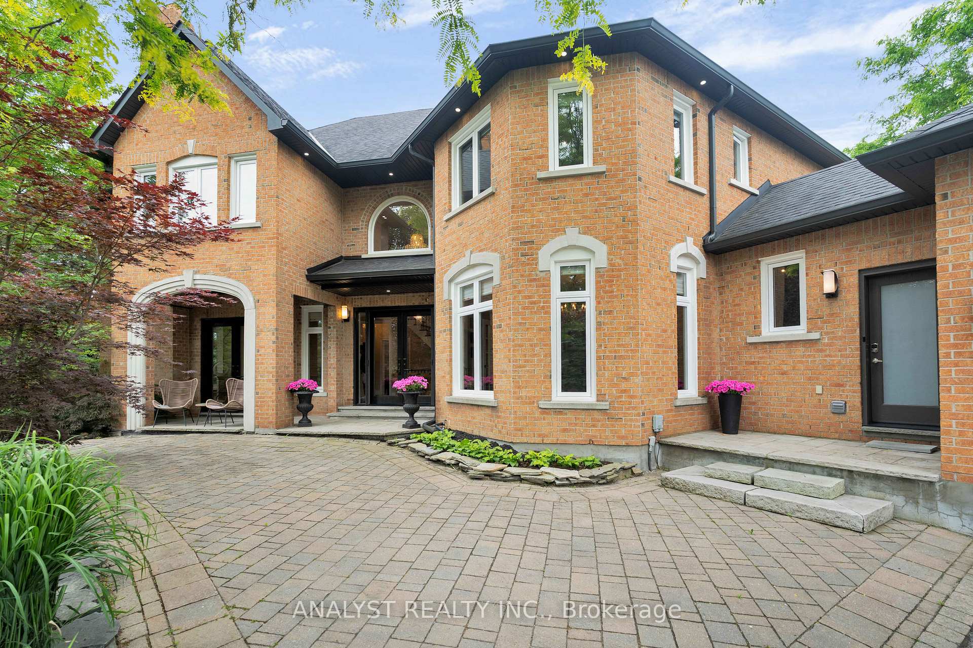 Photo 4 of 50 Trainor Court, King, Rural King — HOMEH
