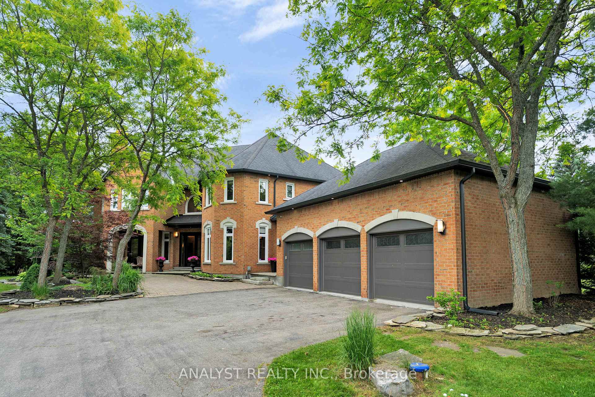 Photo 5 of 50 Trainor Court, King, Rural King — HOMEH