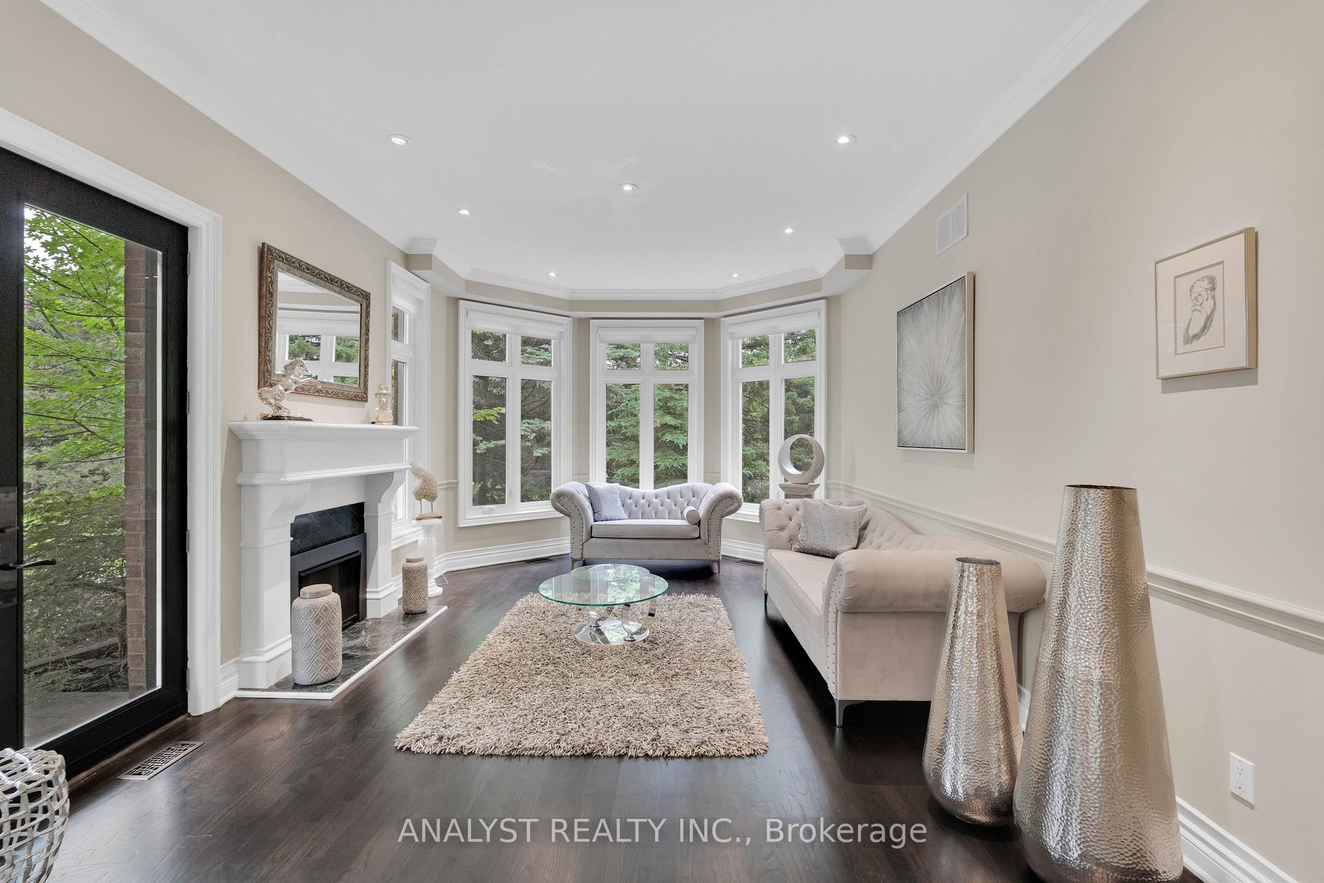 Photo 10 of 50 Trainor Court, King, Rural King — HOMEH