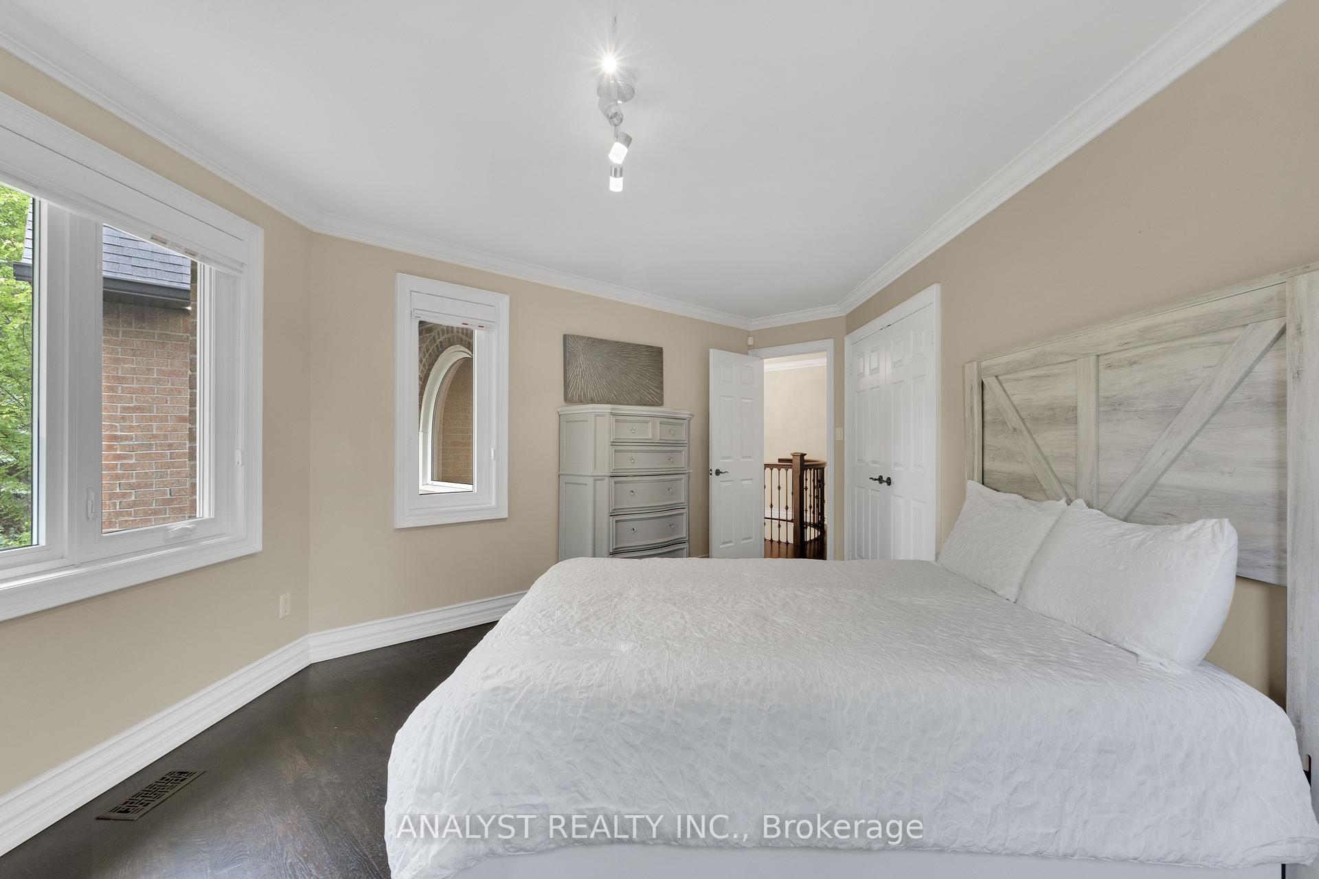 Photo 28 of 50 Trainor Court, King, Rural King — HOMEH