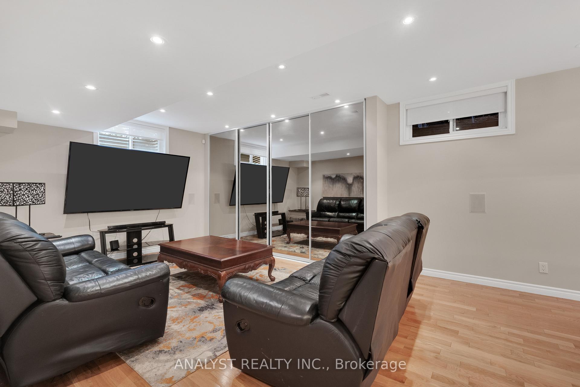 Photo 36 of 50 Trainor Court, King, Rural King — HOMEH