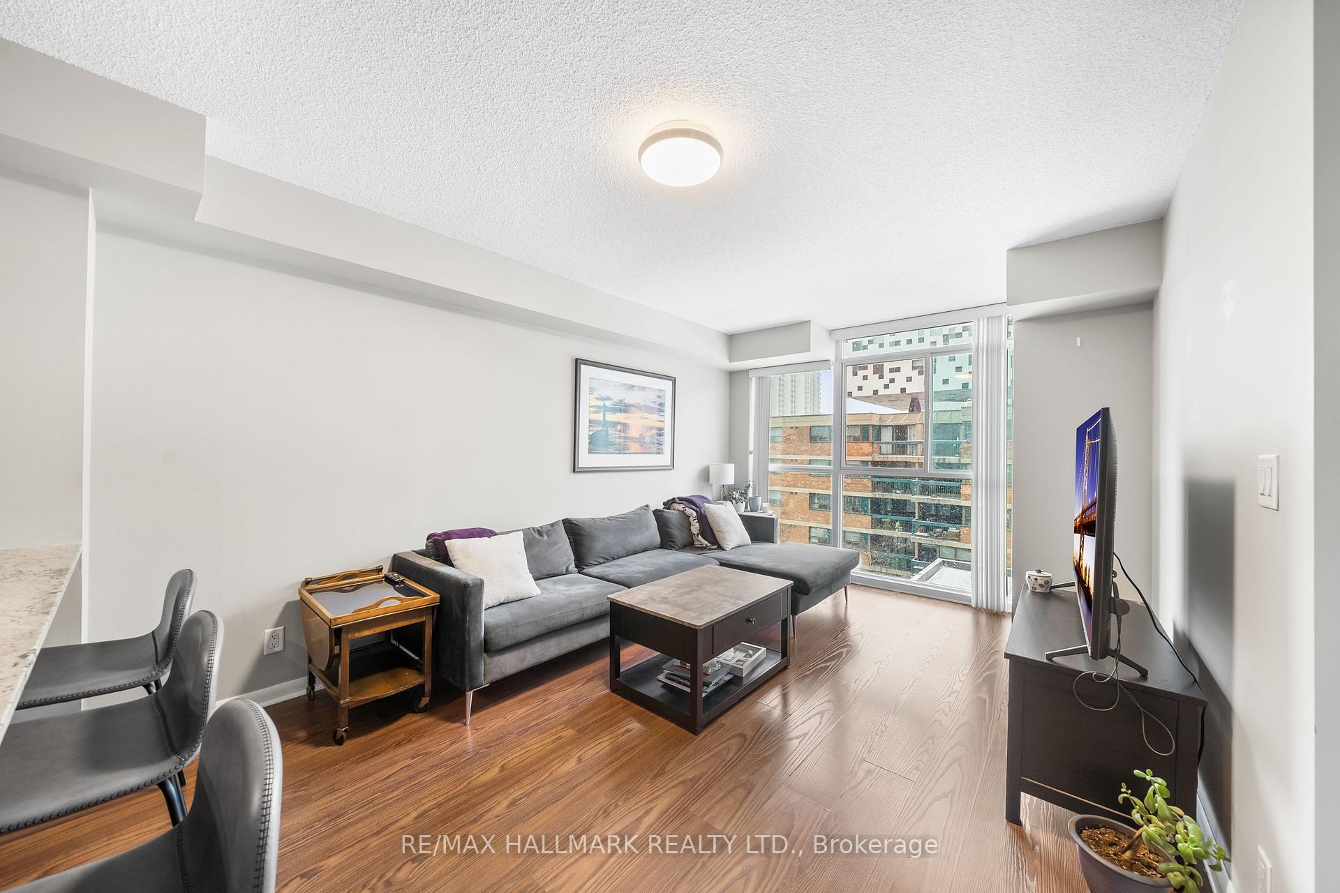 Photo 10 of Unit 715, 96 St Patrick Street, Toronto, Kensington-Chinatown — HOMEH