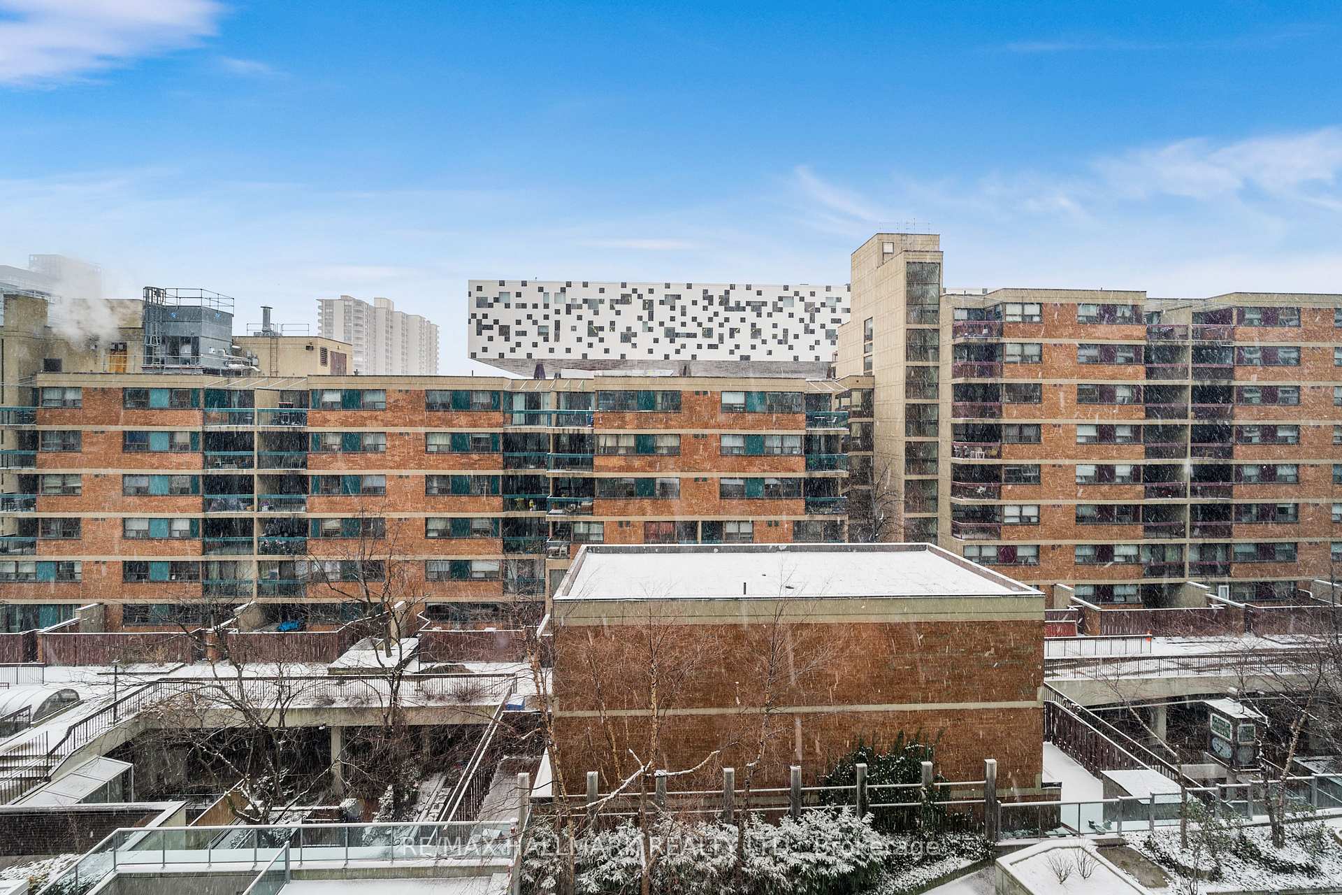 Photo 25 of Unit 715, 96 St Patrick Street, Toronto, Kensington-Chinatown — HOMEH