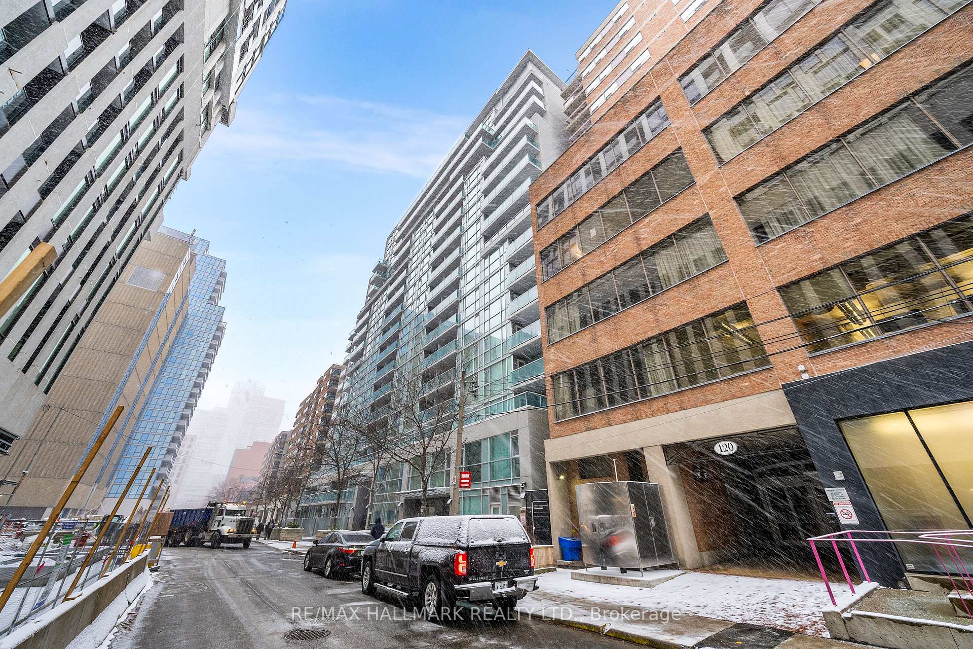 Photo 28 of Unit 715, 96 St Patrick Street, Toronto, Kensington-Chinatown — HOMEH