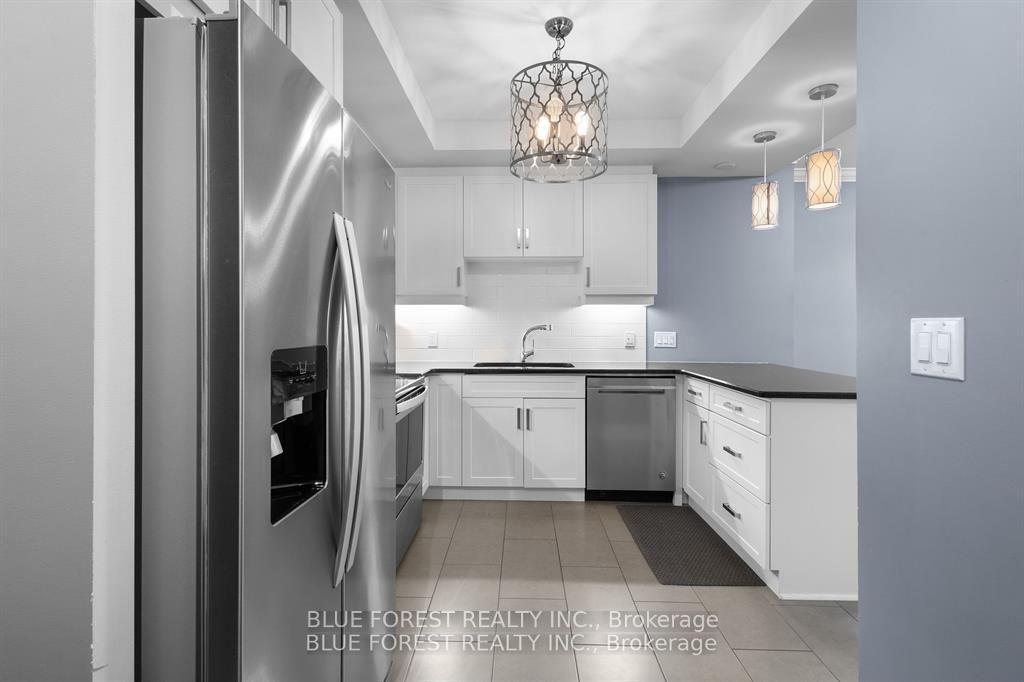 Photo 4 of 505 Talbot Street E, London, East K — HOMEH
