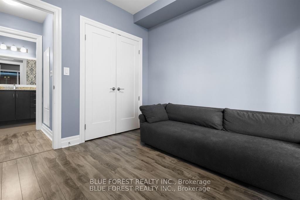 Photo 8 of 505 Talbot Street E, London, East K — HOMEH