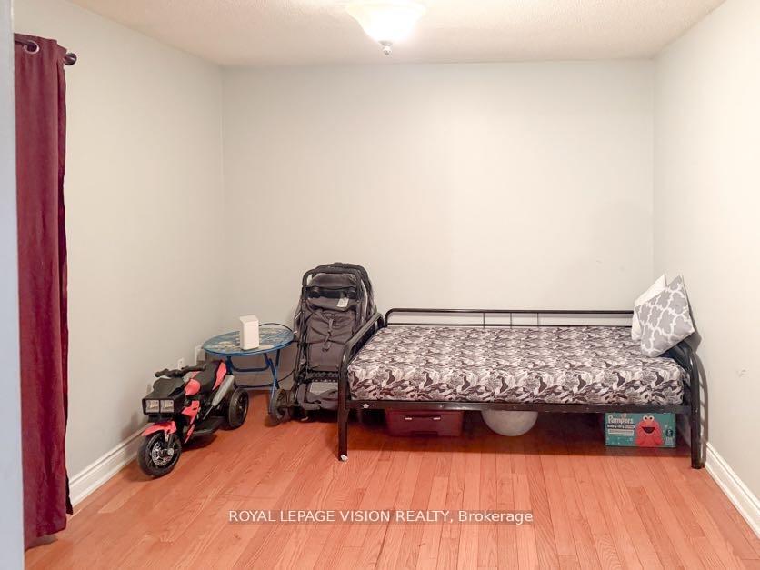 Photo 8 of 1678 Dellbook Avenue, Pickering, Brock Ridge — HOMEH