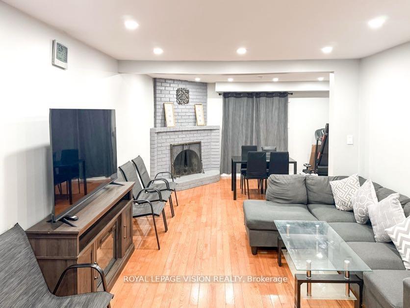 Photo 16 of 1678 Dellbook Avenue, Pickering, Brock Ridge — HOMEH