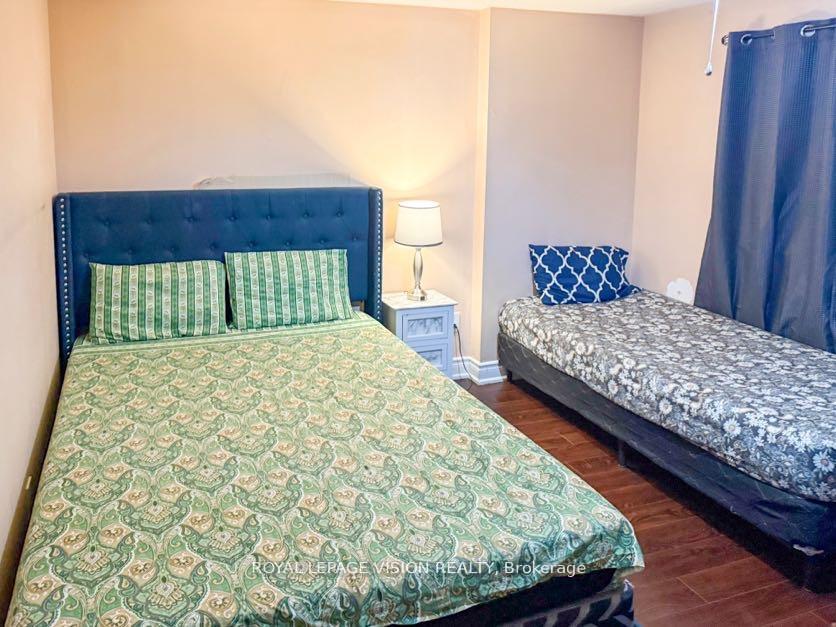 Photo 24 of 1678 Dellbook Avenue, Pickering, Brock Ridge — HOMEH