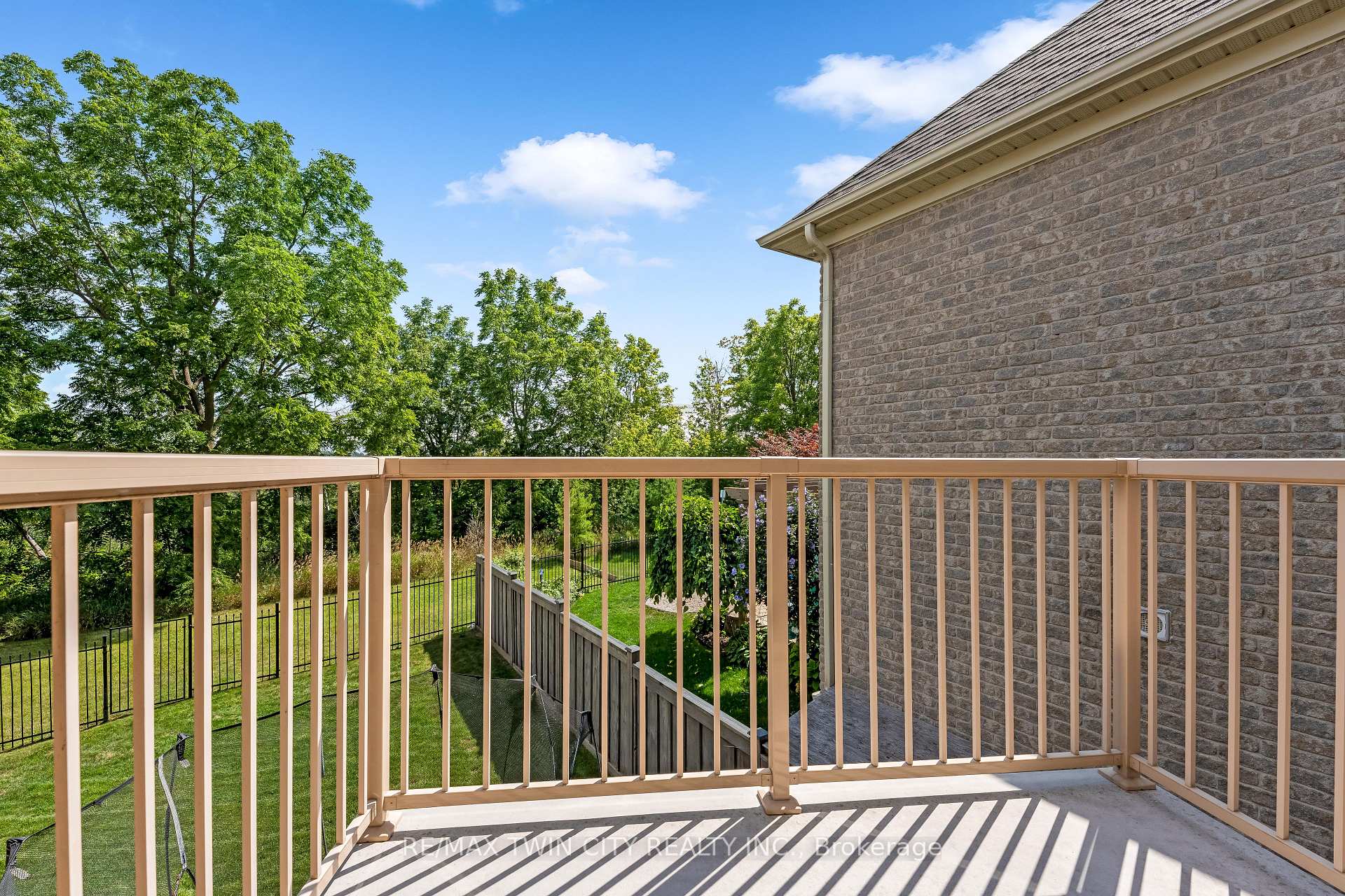 Photo 34 of Unit 3, 258 Edgewater Crescent, Kitchener, Grand River South — HOMEH