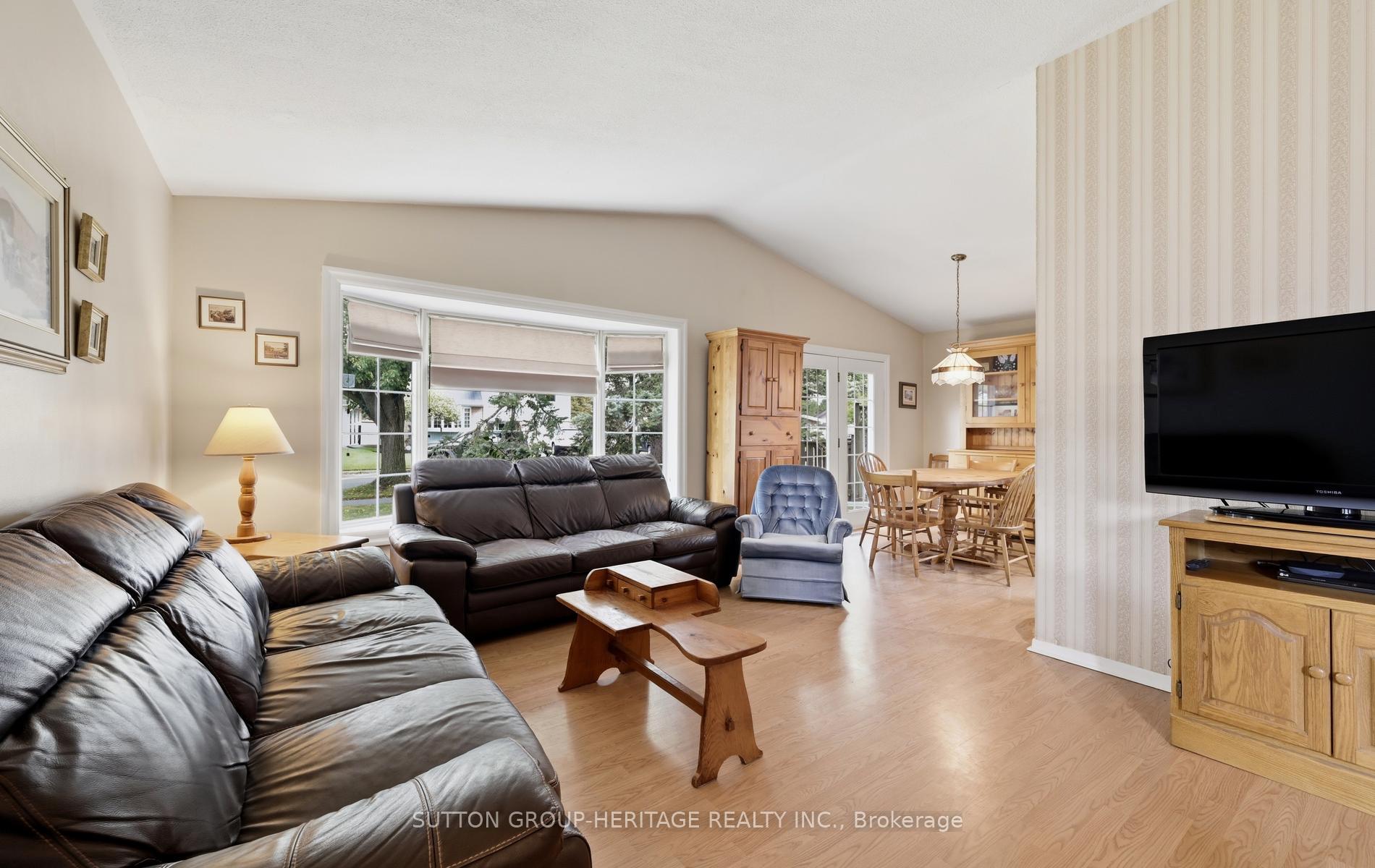 Photo 3 of 69 Clements Road E, Ajax, South East — HOMEH