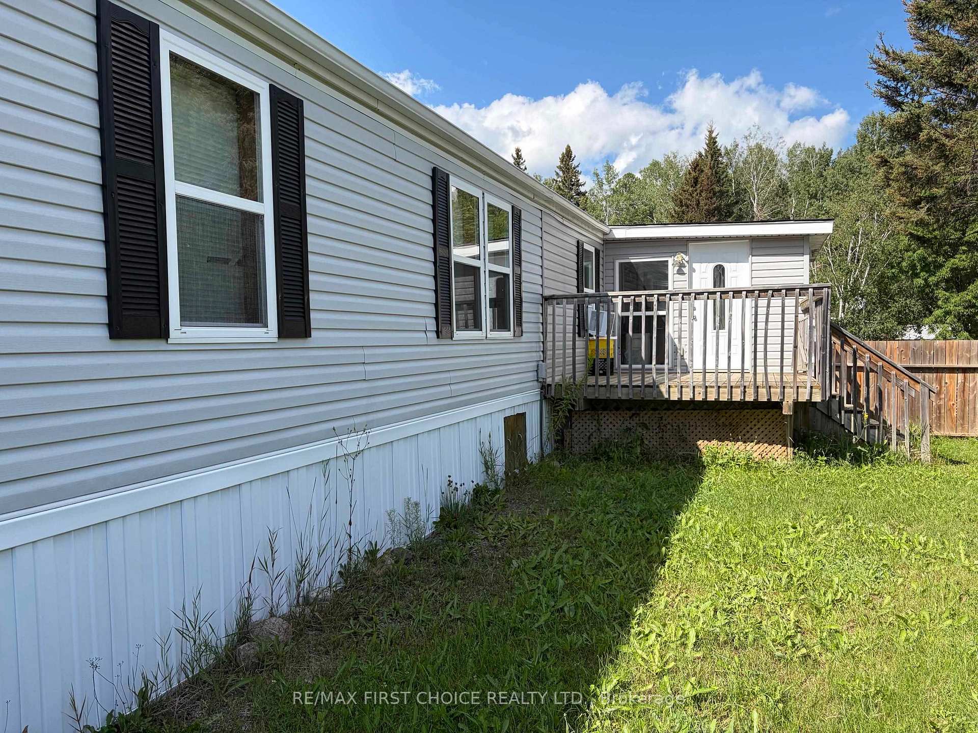 Photo of Unit 5, 2146 Kivikoski Road