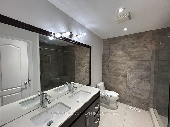 Photo 16 of 59 Trish Drive, Richmond Hill, Oak Ridges Lake Wilcox — HOMEH