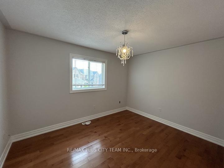Photo 20 of 59 Trish Drive, Richmond Hill, Oak Ridges Lake Wilcox — HOMEH