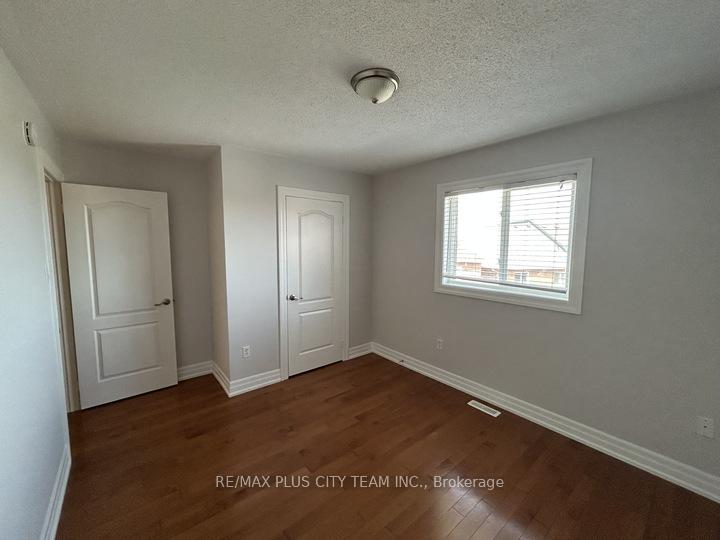 Photo 24 of 59 Trish Drive, Richmond Hill, Oak Ridges Lake Wilcox — HOMEH