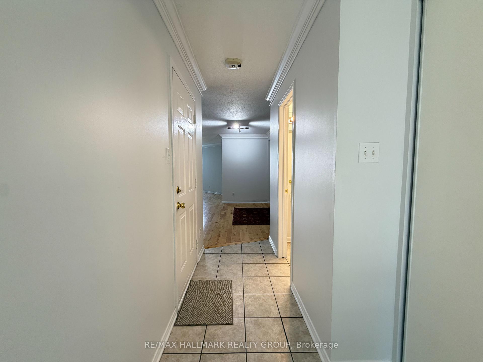 Photo 2 of 230 Westvalley Private, Ottawa, Brookfield Gardens — HOMEH
