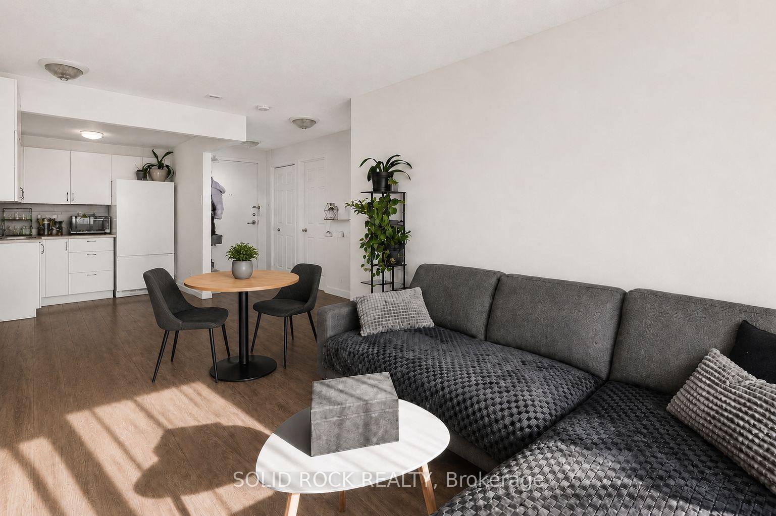 Photo 10 of Unit 901, 1440 Heron Road, Ottawa, Heron Gate — HOMEH