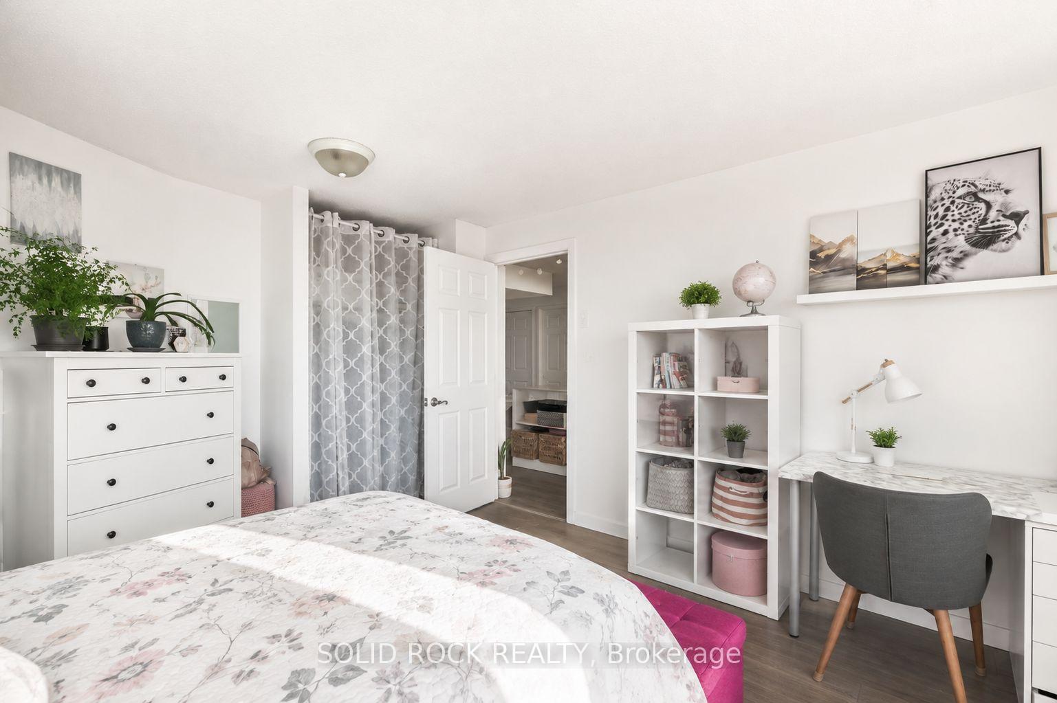 Photo 15 of Unit 901, 1440 Heron Road, Ottawa, Heron Gate — HOMEH