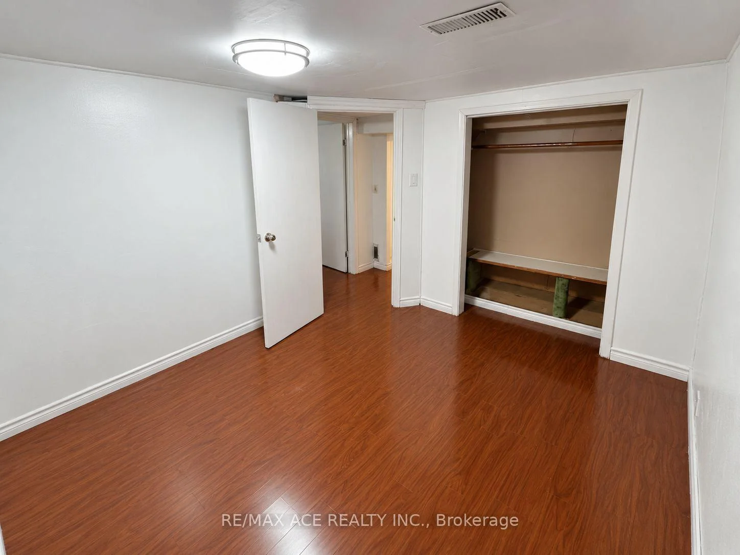 Photo 10 of Unit Bsmt, 5 Danmary Road E, Scarborough, Eglinton East — HOMEH
